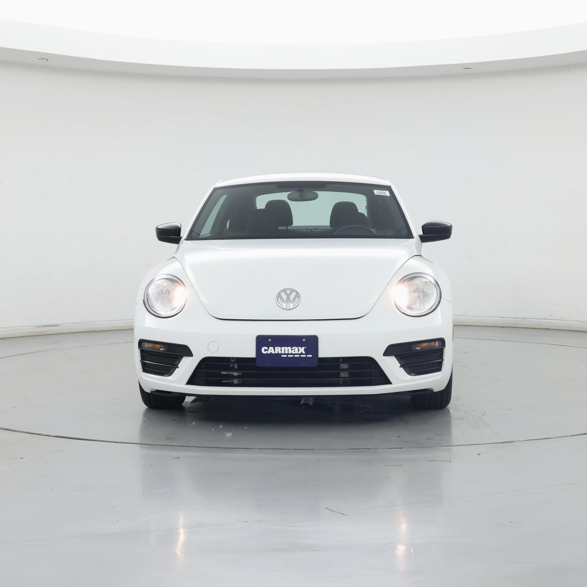 Thumbnail: 2018 Volkswagen Beetle - 5