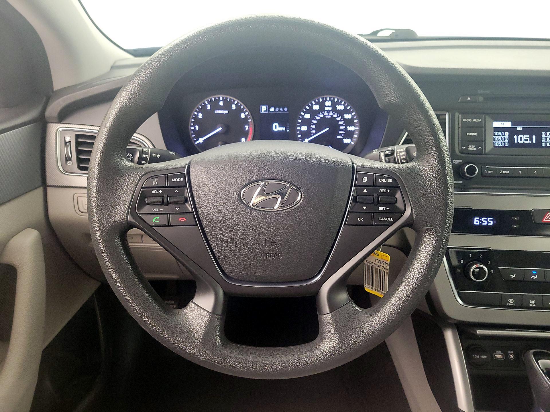 Thumbnail: 2017 Hyundai Sonata - 10