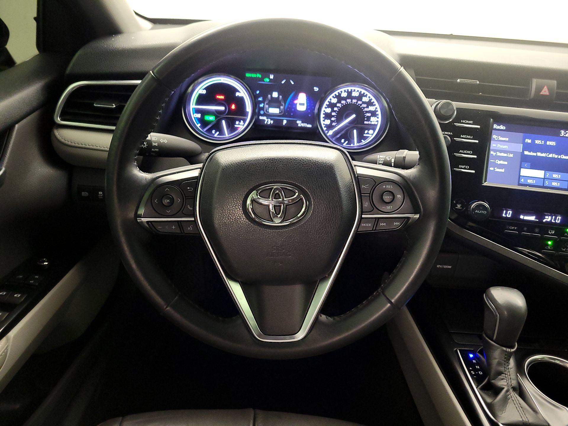 Thumbnail: 2018 Toyota Camry - 10