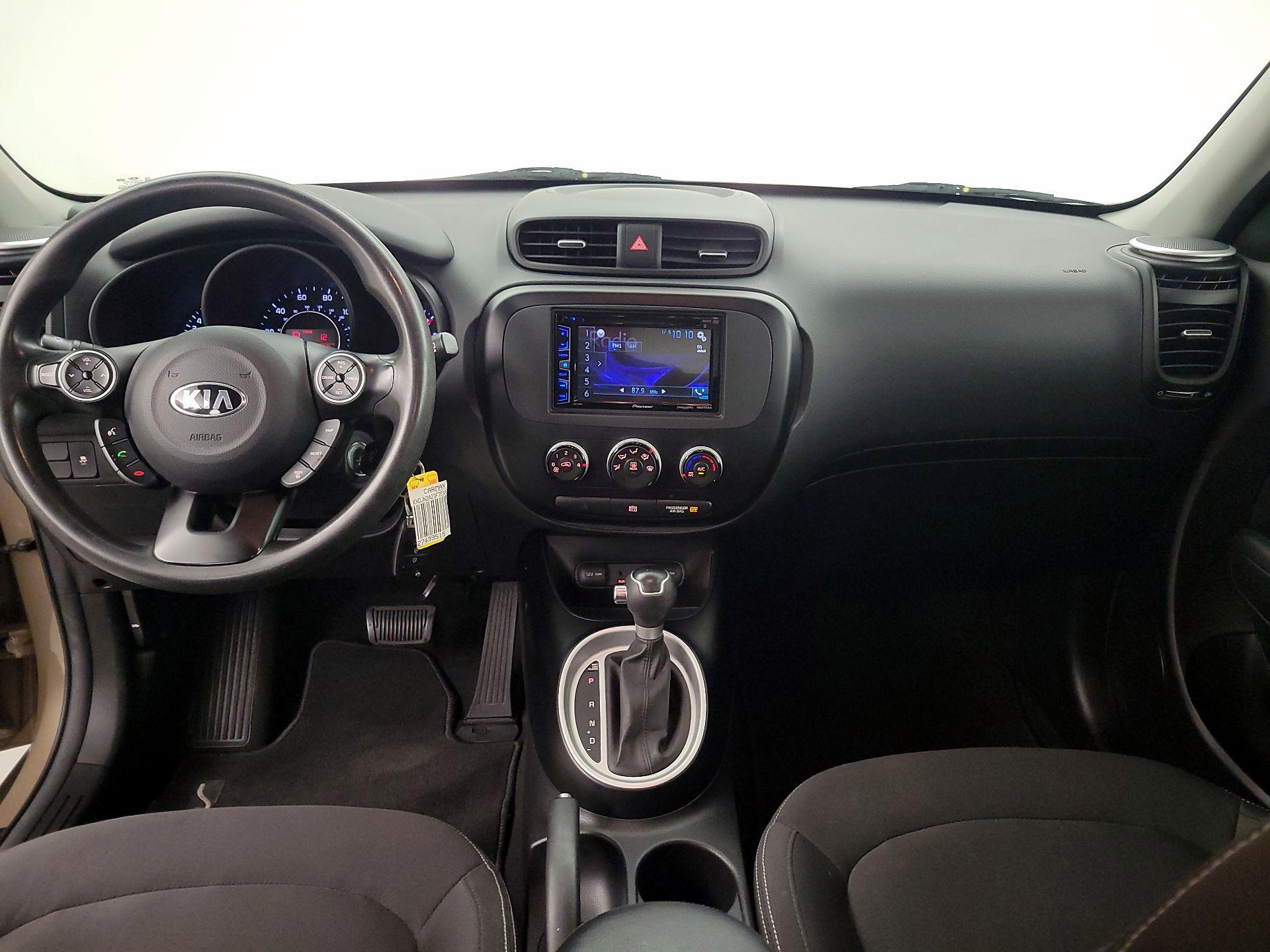 Thumbnail: 2015 Kia Soul - 9