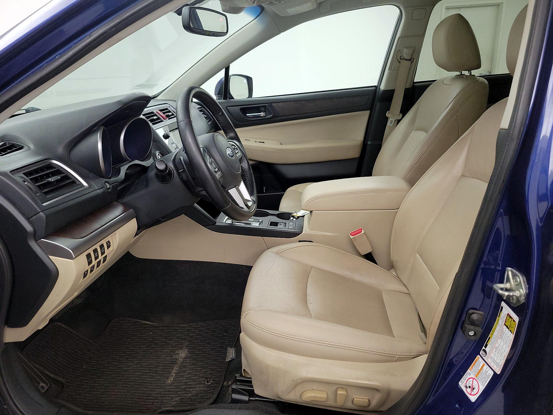 Thumbnail: 2015 Subaru Outback - 11