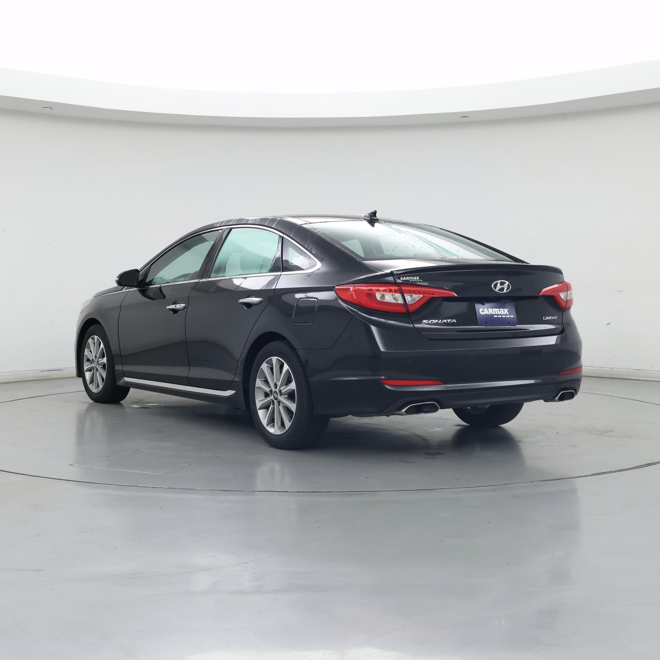 Thumbnail: 2016 Hyundai Sonata - 2