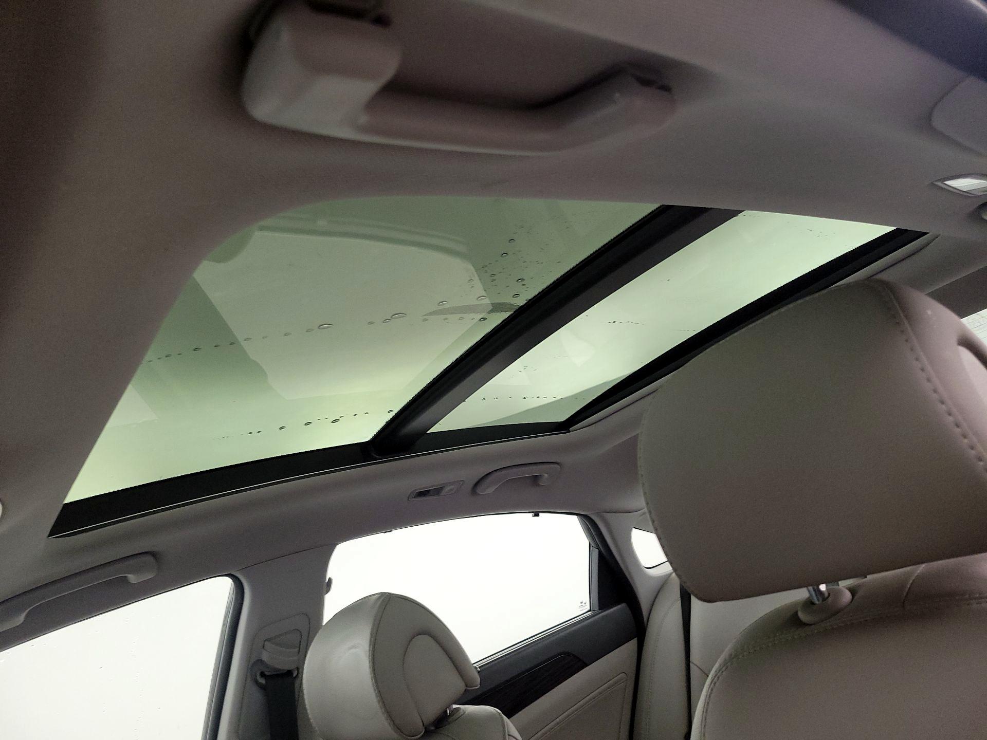 Thumbnail: 2016 Hyundai Sonata - 19