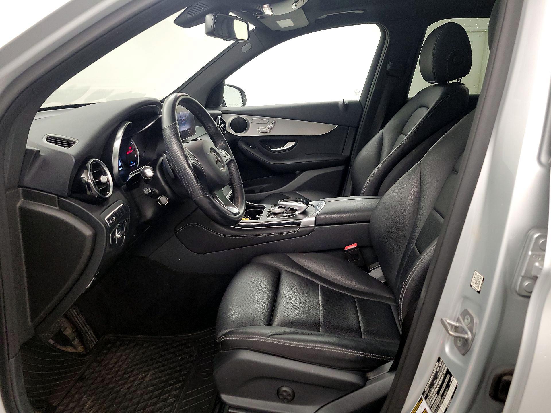 Thumbnail: 2019 Mercedes-Benz GLC - 11