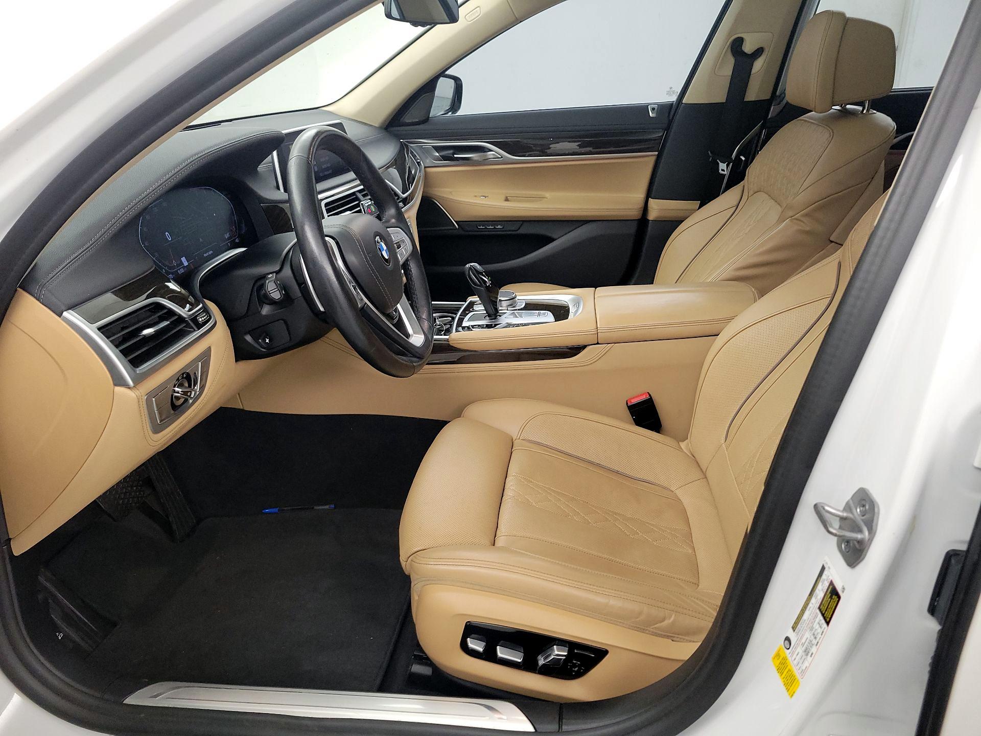 Thumbnail: 2022 BMW 7 Series - 11