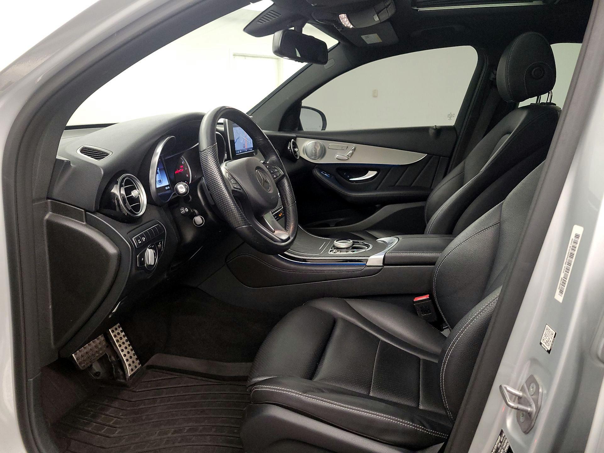 Thumbnail: 2019 Mercedes-Benz GLC - 11