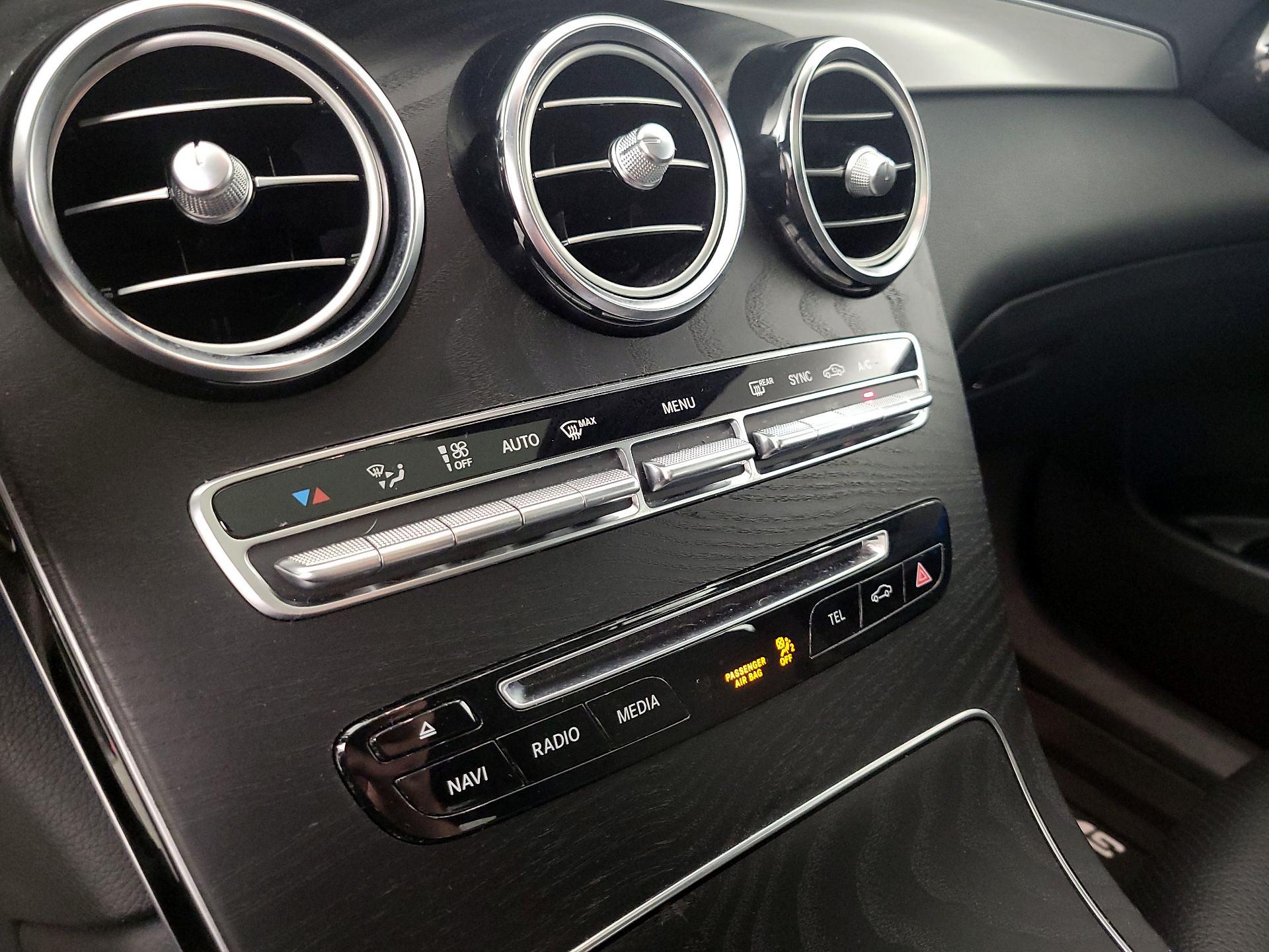 Thumbnail: 2019 Mercedes-Benz GLC - 17