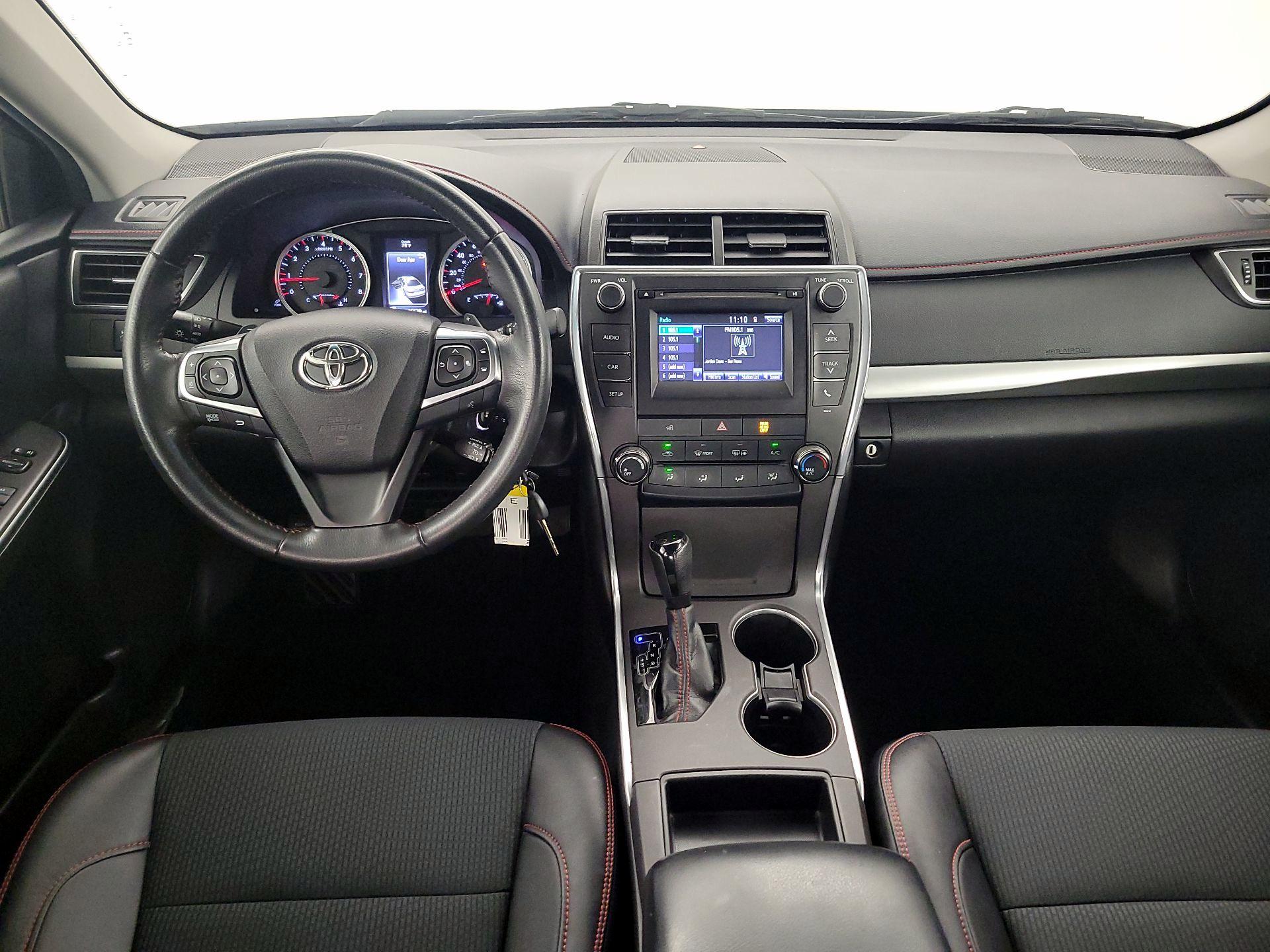 Thumbnail: 2017 Toyota Camry - 9