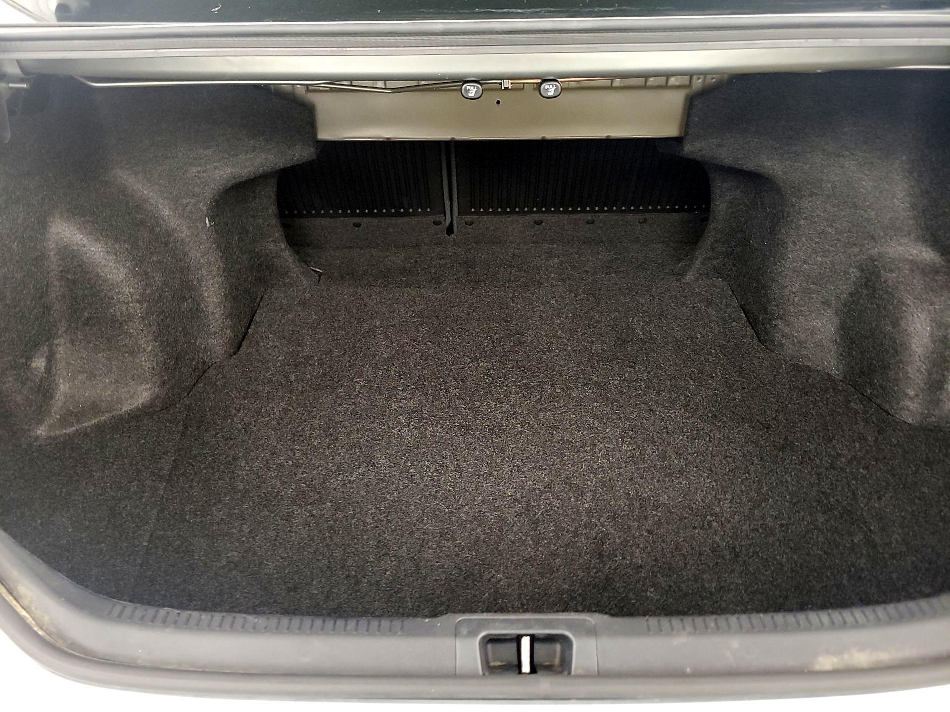 Thumbnail: 2017 Toyota Camry - 20