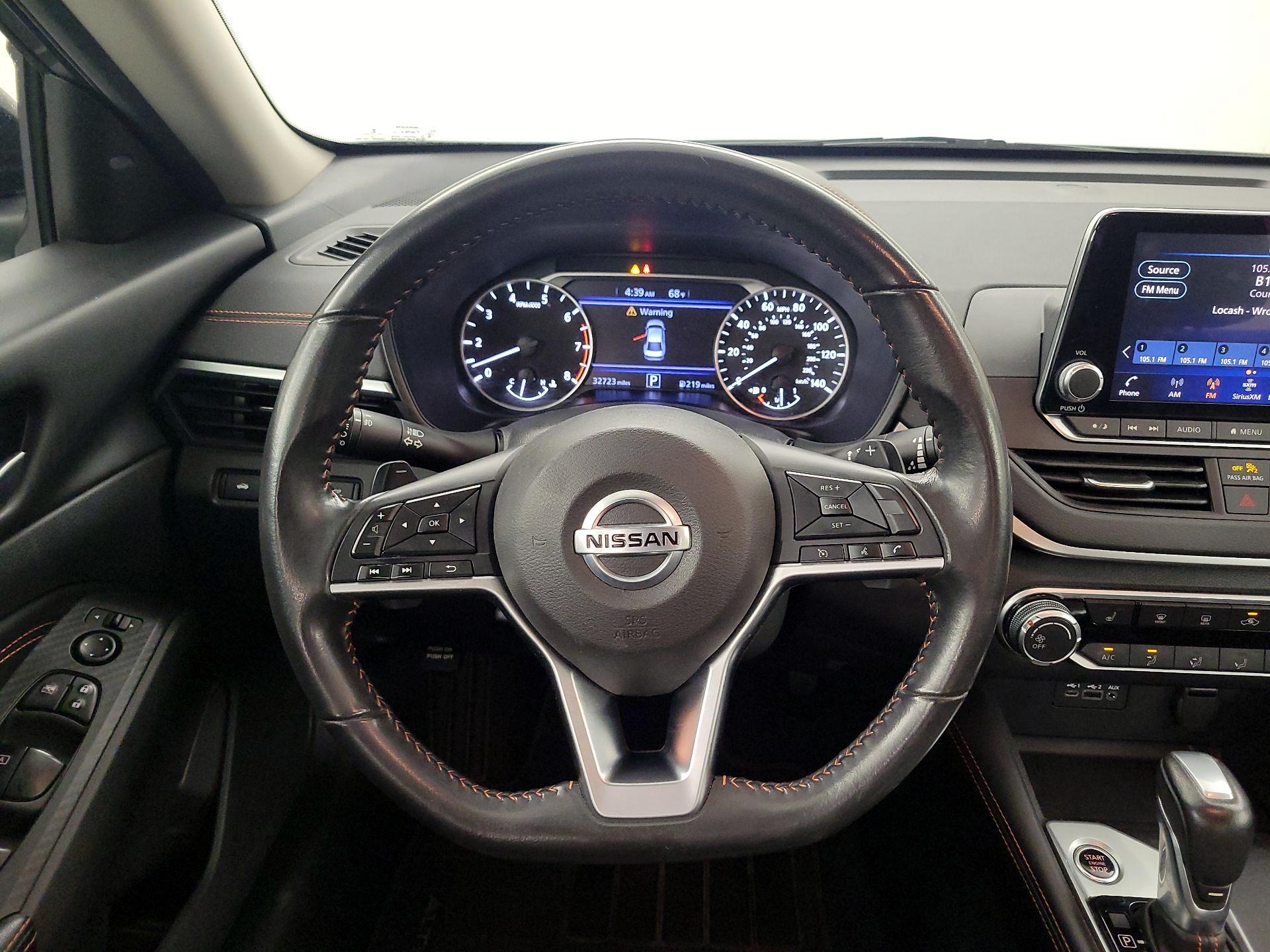 Thumbnail: 2022 Nissan Altima - 10