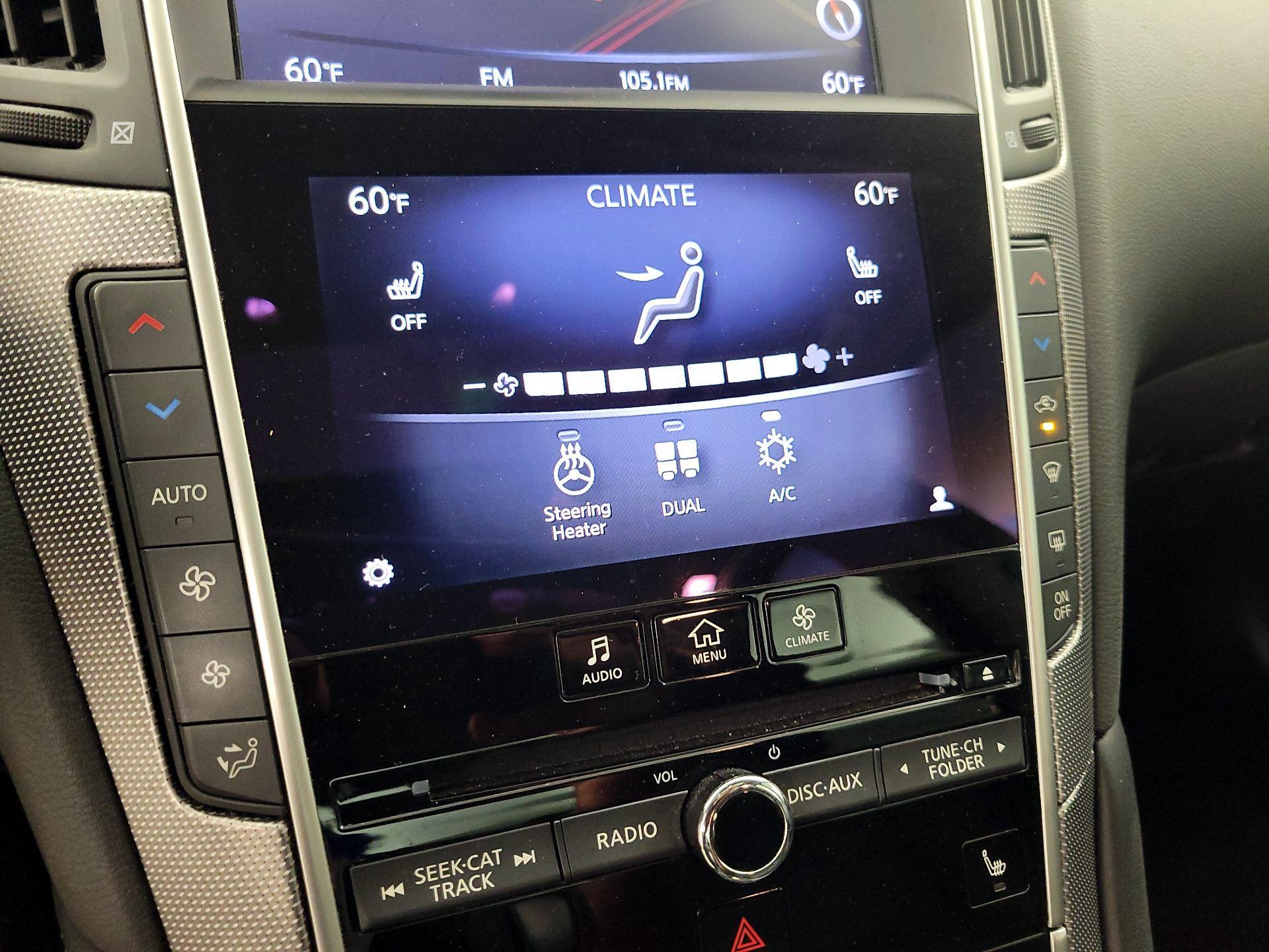 Thumbnail: 2016 INFINITI Q50 - 17