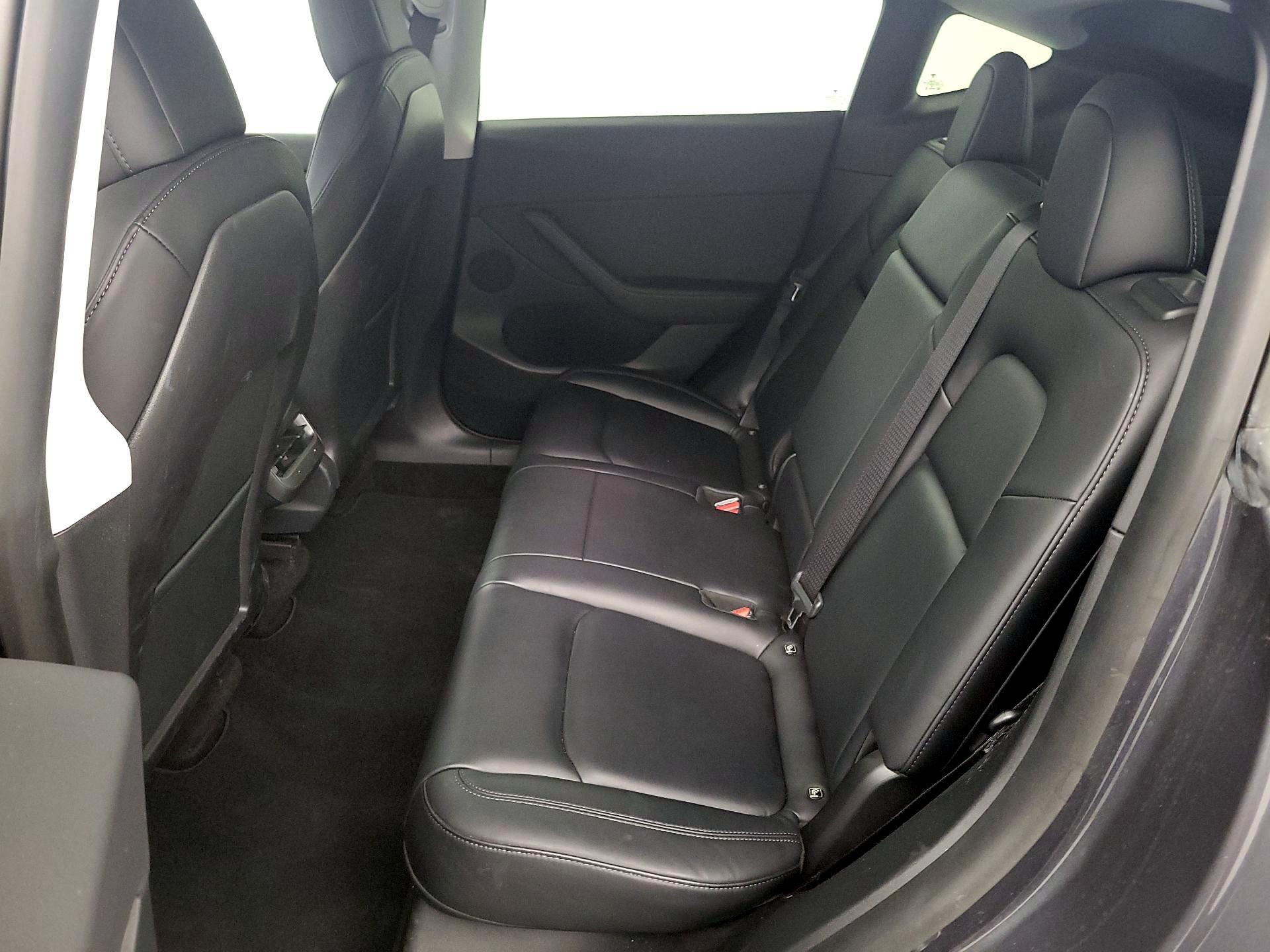 Thumbnail: 2021 Tesla Model Y - 19