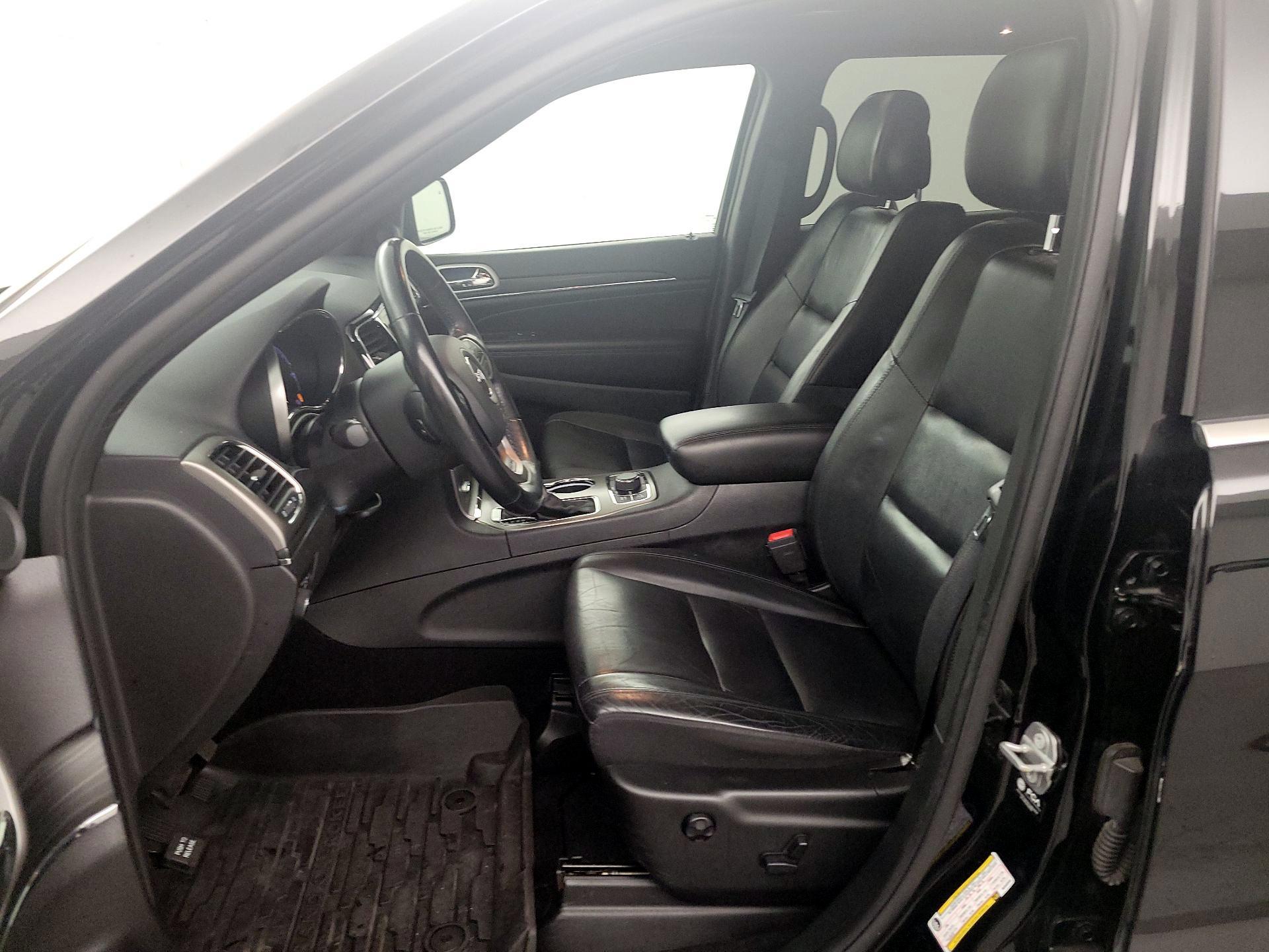 Thumbnail: 2021 Jeep Grand Cherokee - 11