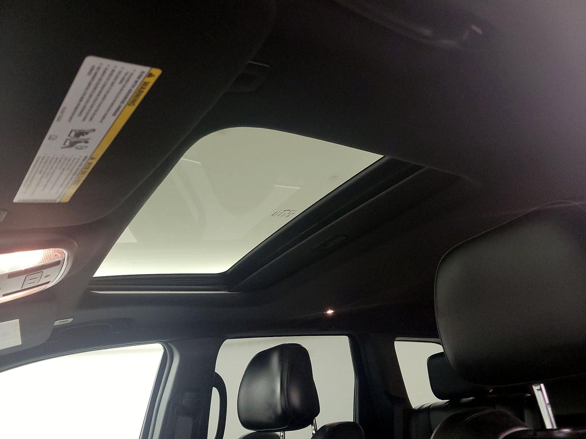 Thumbnail: 2021 Jeep Grand Cherokee - 19