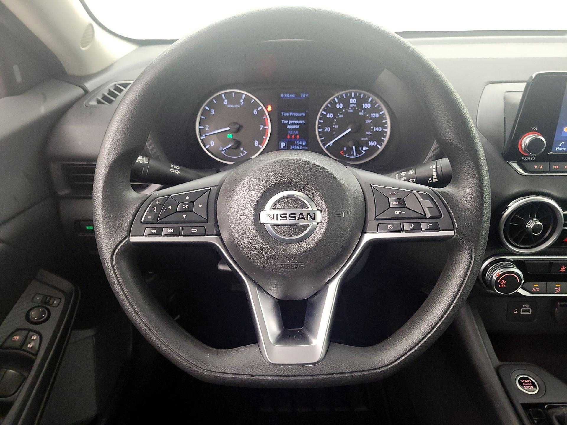 Thumbnail: 2022 Nissan Sentra - 10