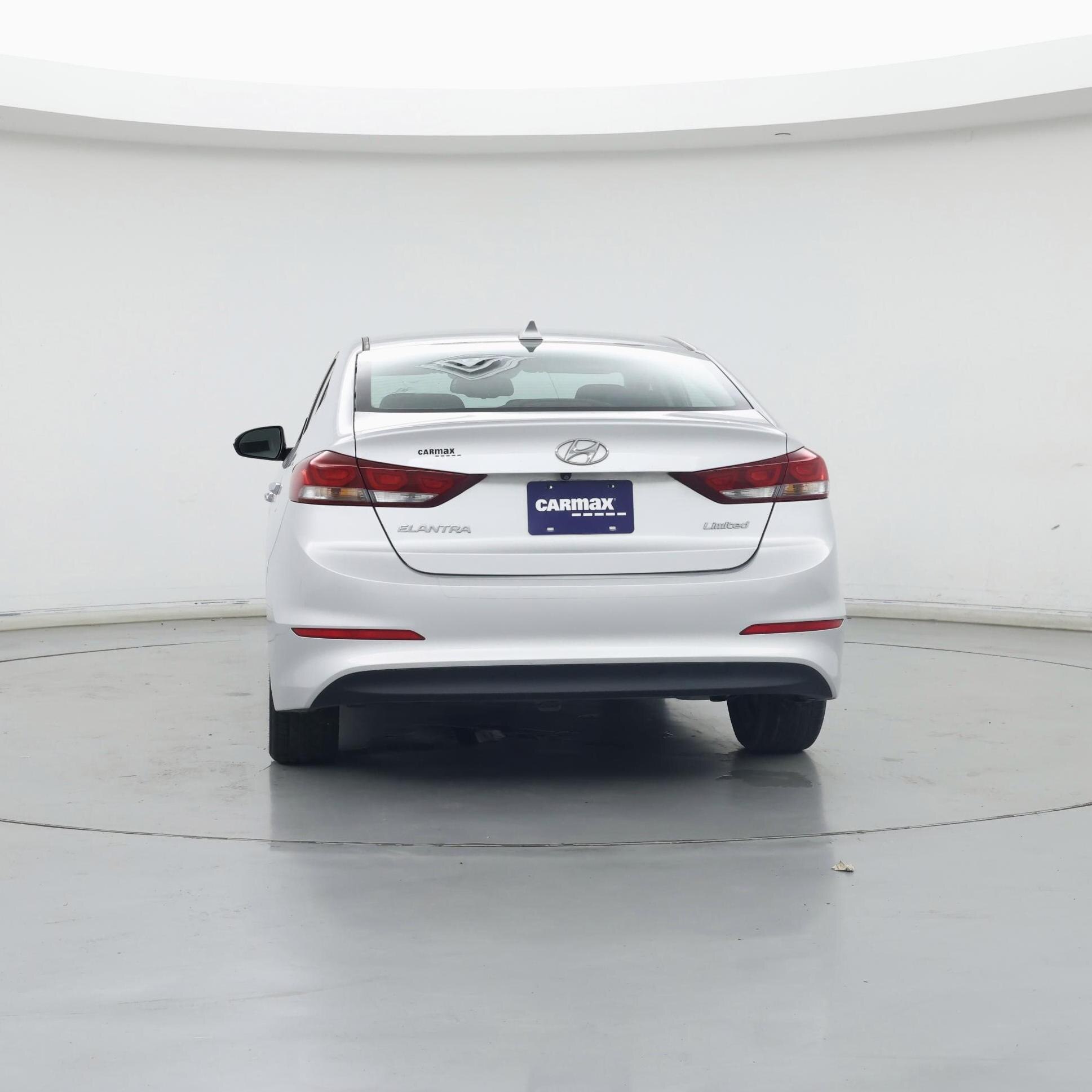 Thumbnail: 2017 Hyundai Elantra - 6