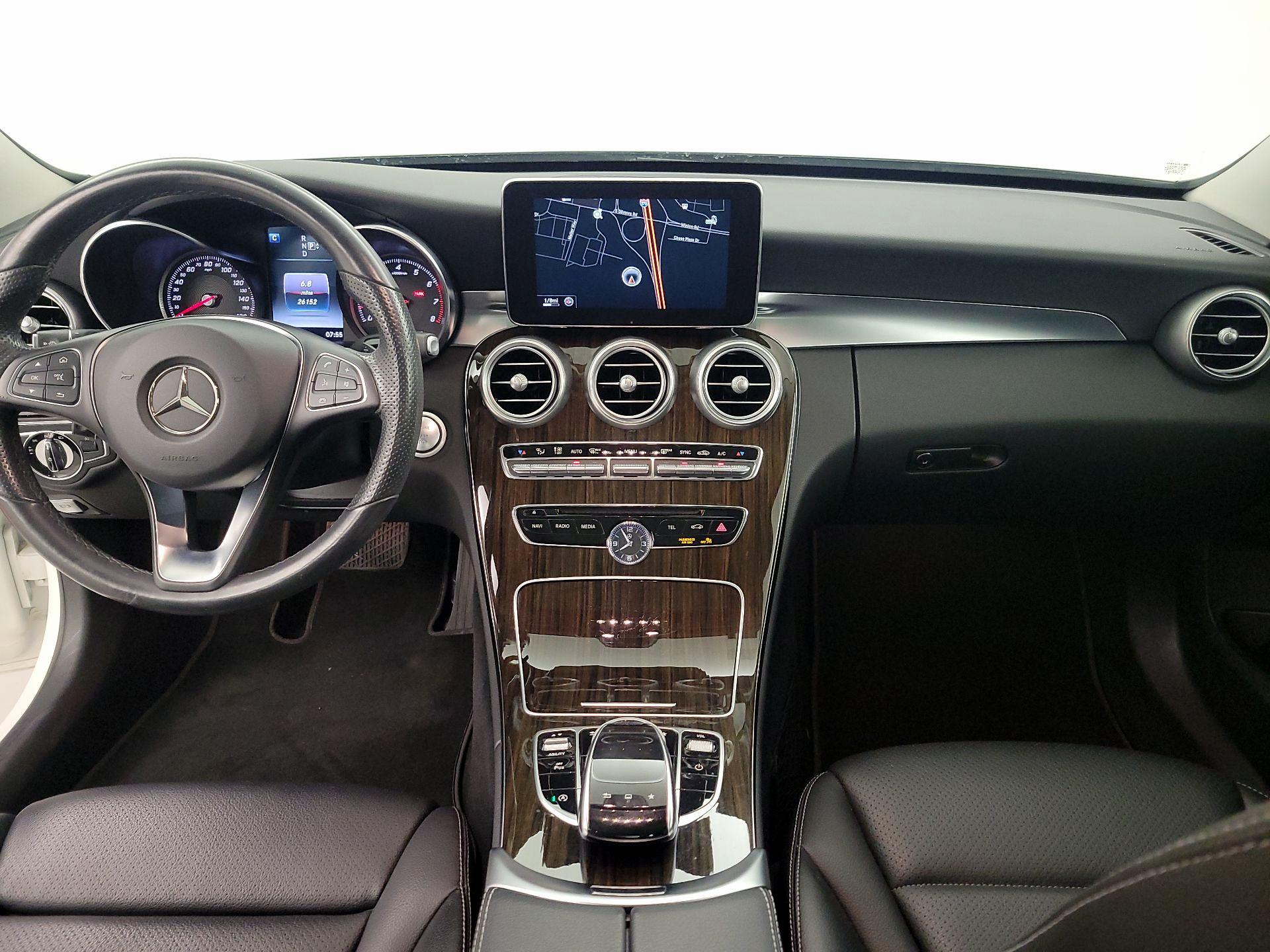 Thumbnail: 2015 Mercedes-Benz C-Class - 9