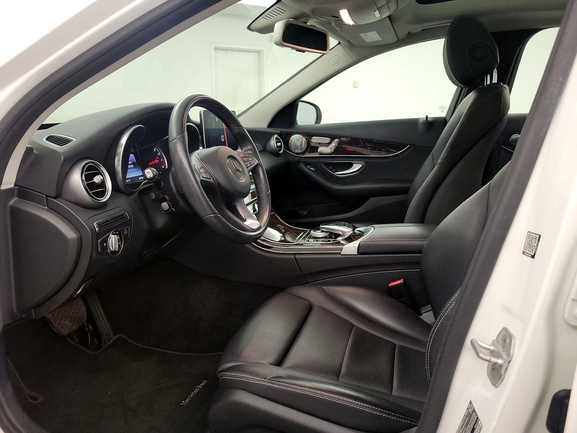 Thumbnail: 2015 Mercedes-Benz C-Class - 11