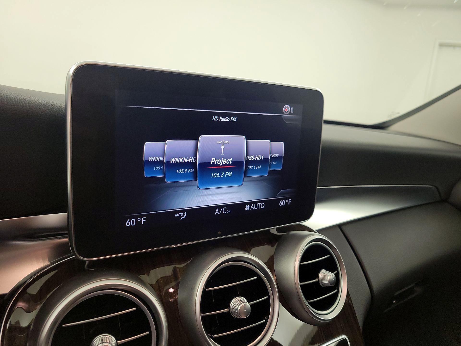 Thumbnail: 2015 Mercedes-Benz C-Class - 16