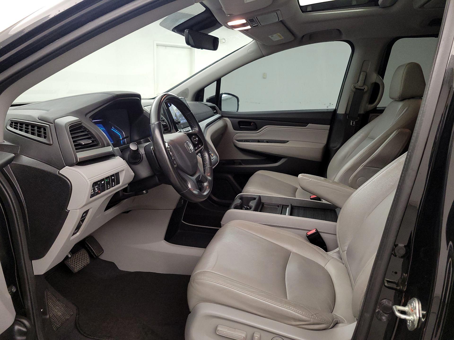 Thumbnail: 2018 Honda Odyssey - 11