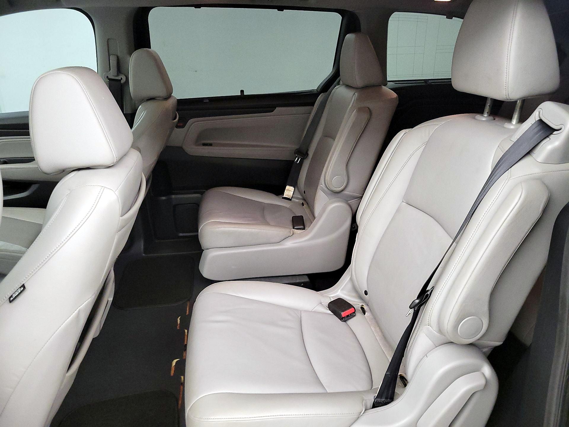 Thumbnail: 2018 Honda Odyssey - 20
