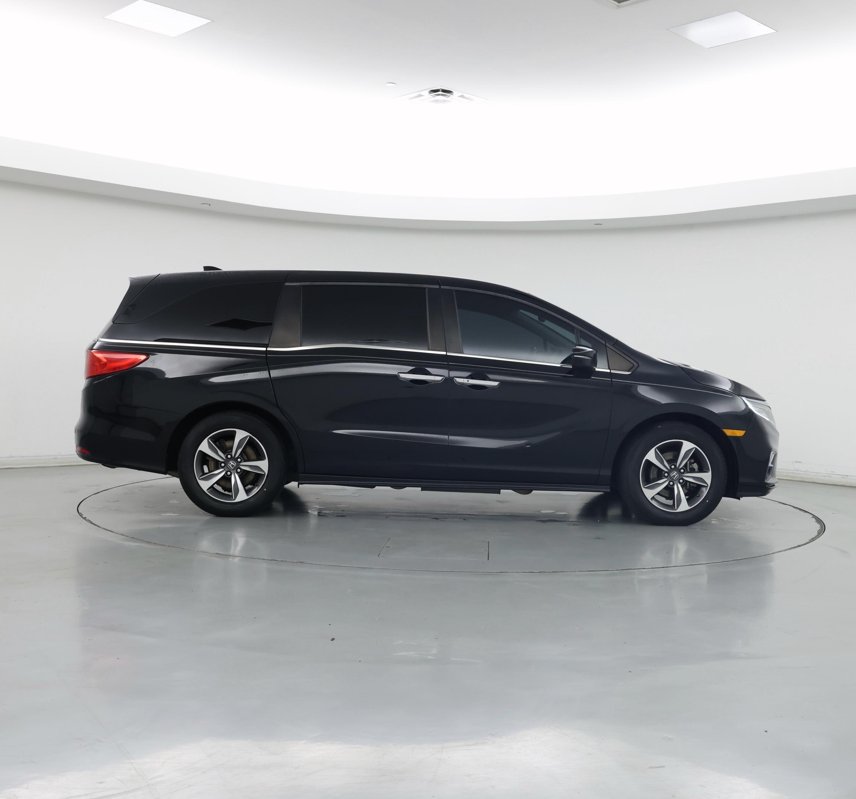 Thumbnail: 2018 Honda Odyssey - 7