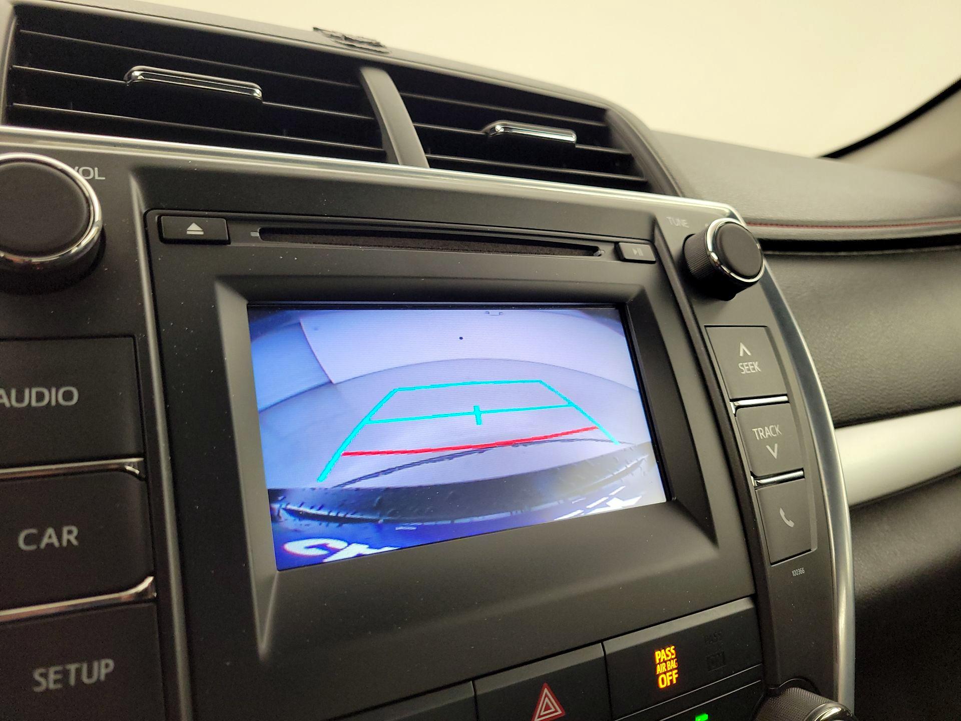 Thumbnail: 2015 Toyota Camry - 14