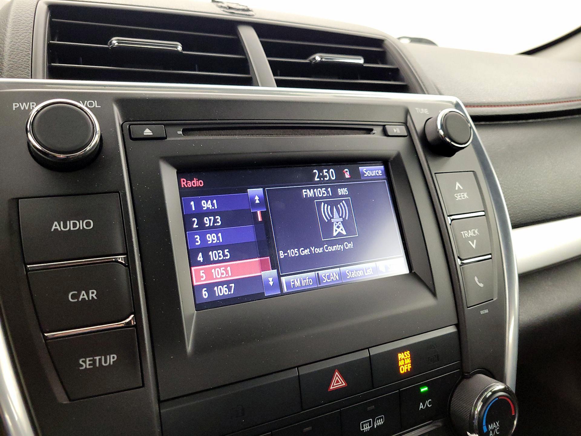 Thumbnail: 2015 Toyota Camry - 15
