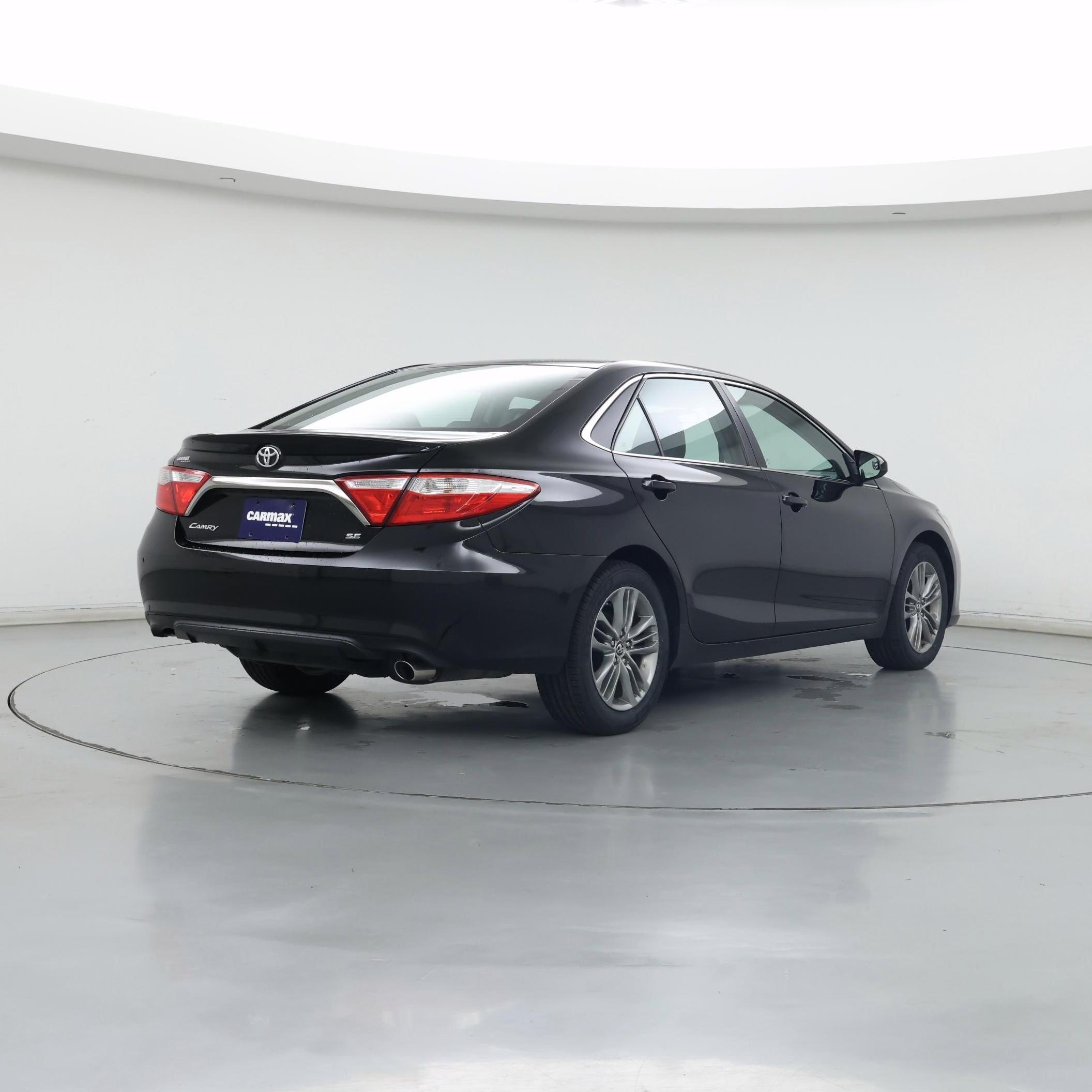 Thumbnail: 2015 Toyota Camry - 8