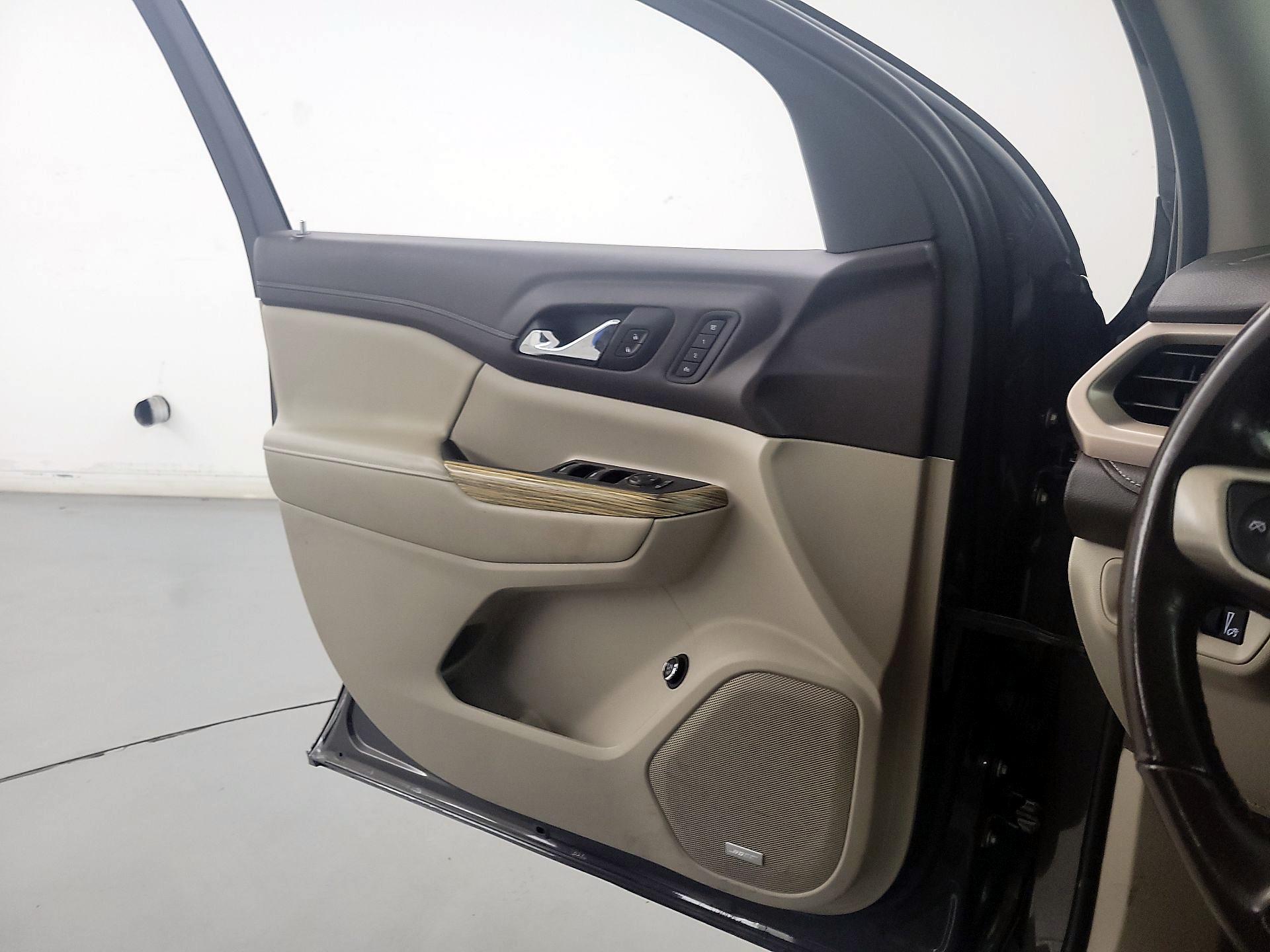 Thumbnail: 2019 GMC Acadia - 12