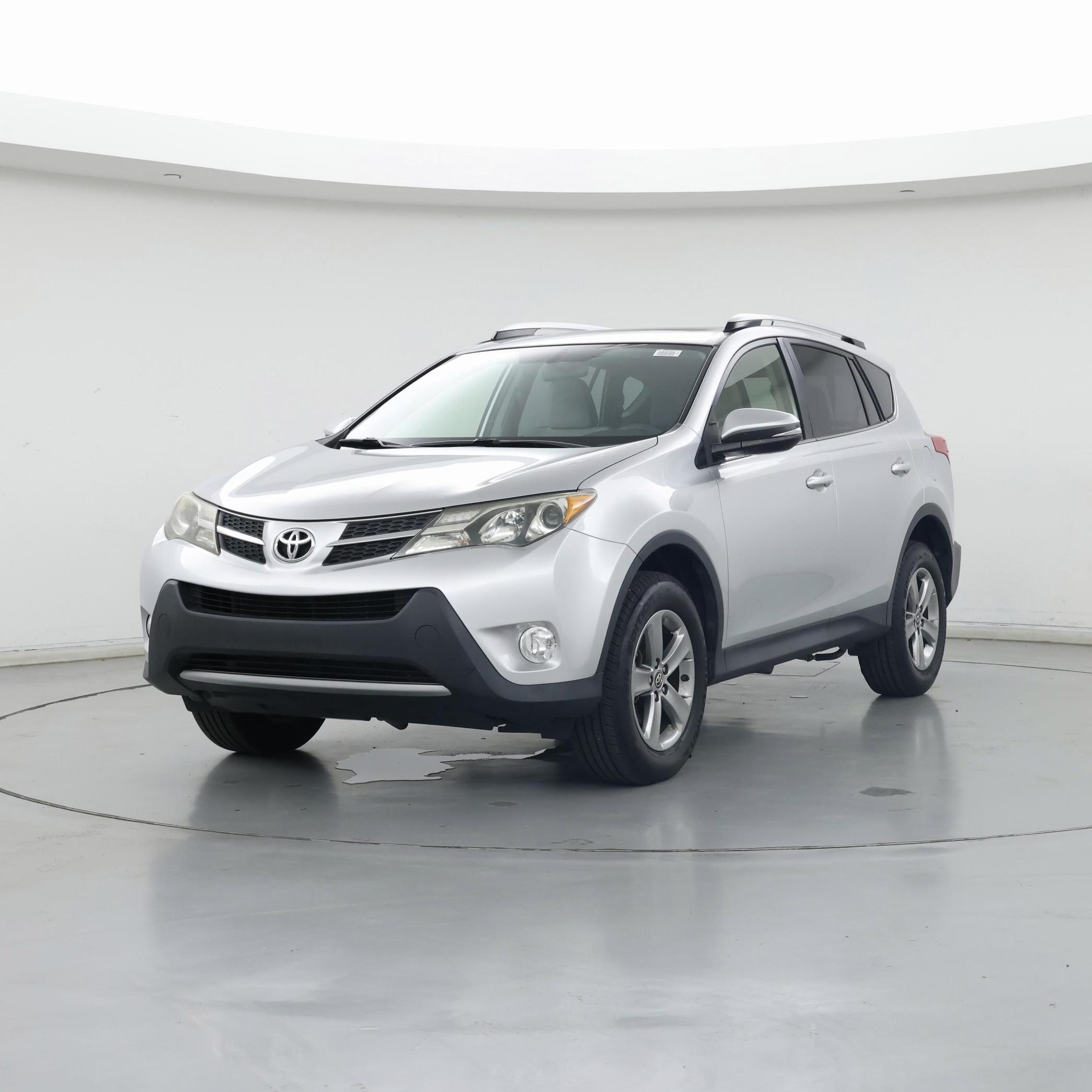 Thumbnail: 2015 Toyota RAV4 - 4