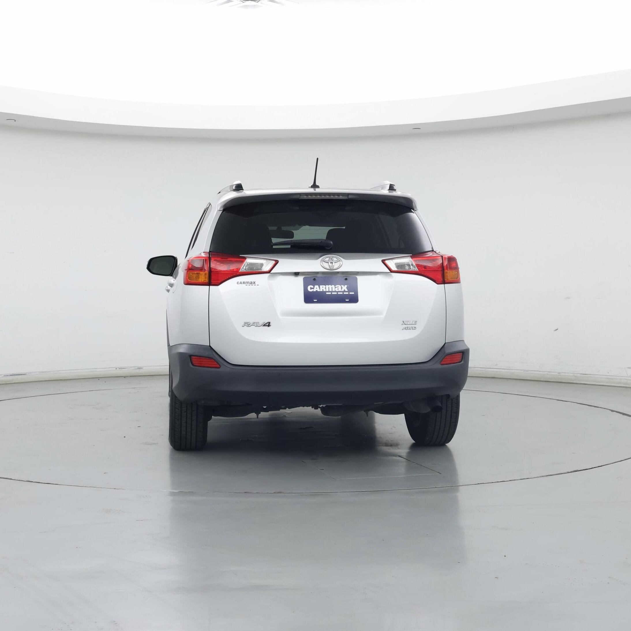 Thumbnail: 2015 Toyota RAV4 - 6