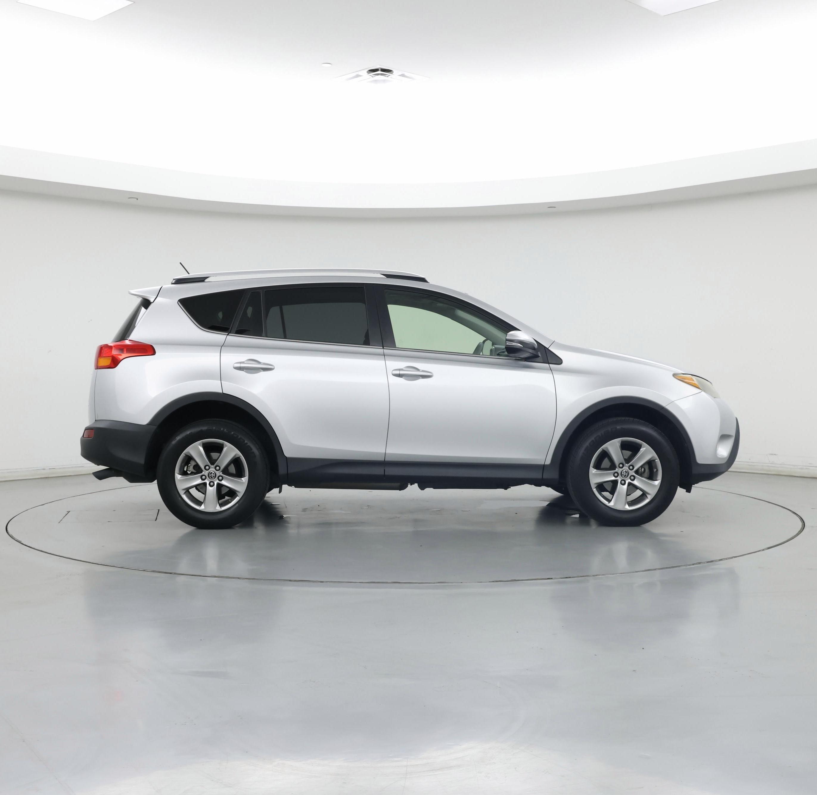 Thumbnail: 2015 Toyota RAV4 - 7