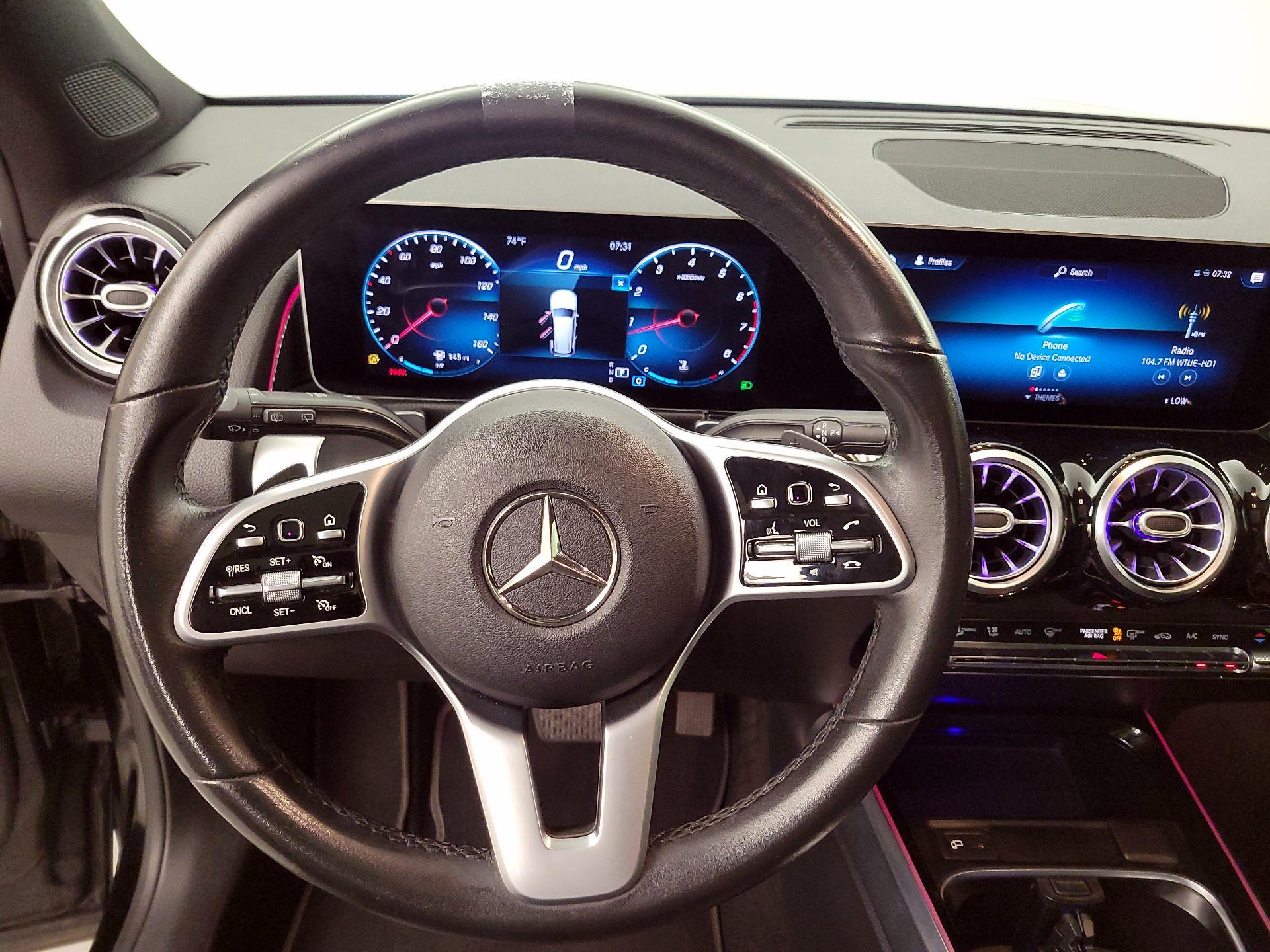 Thumbnail: 2021 Mercedes-Benz GLB - 10