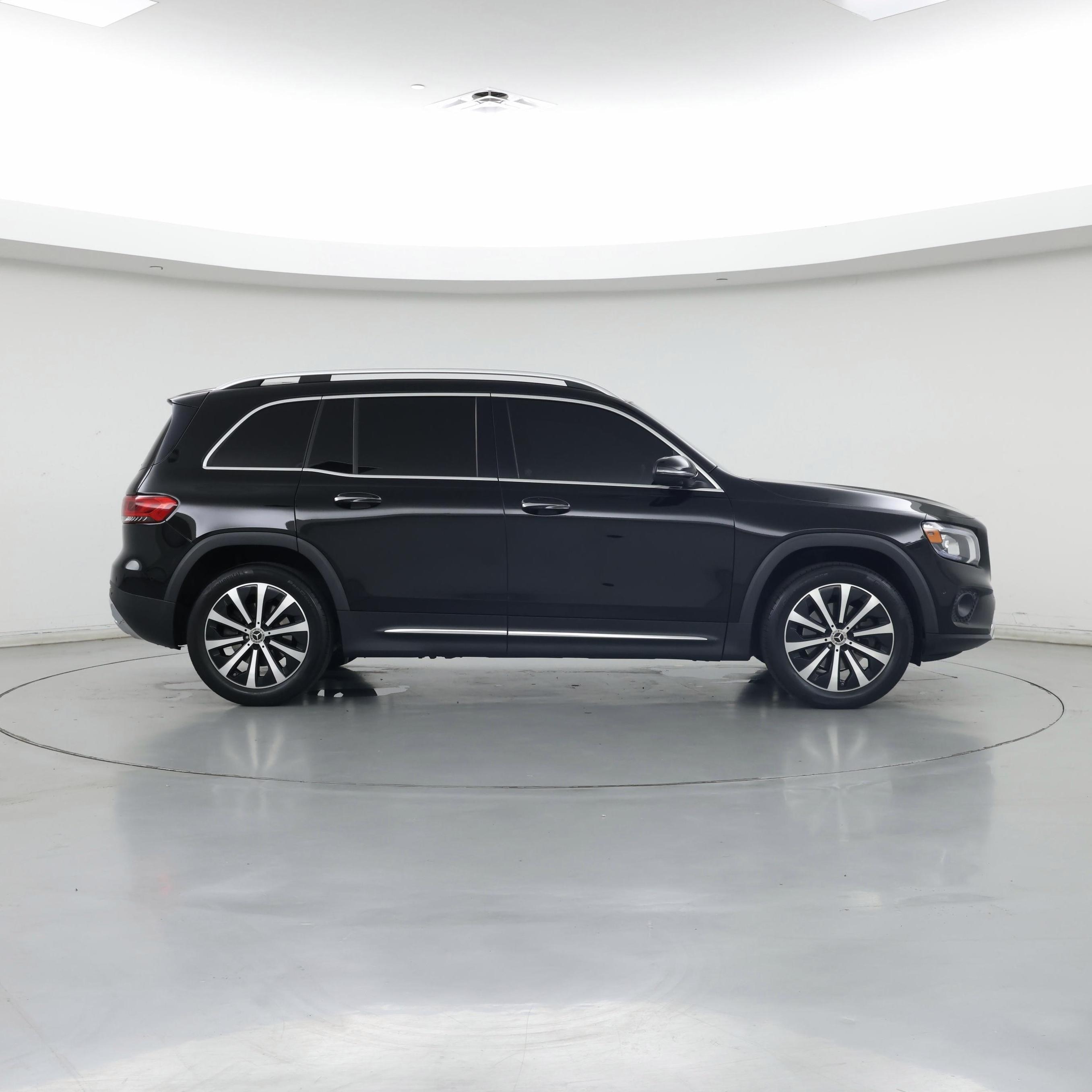 Thumbnail: 2021 Mercedes-Benz GLB - 7