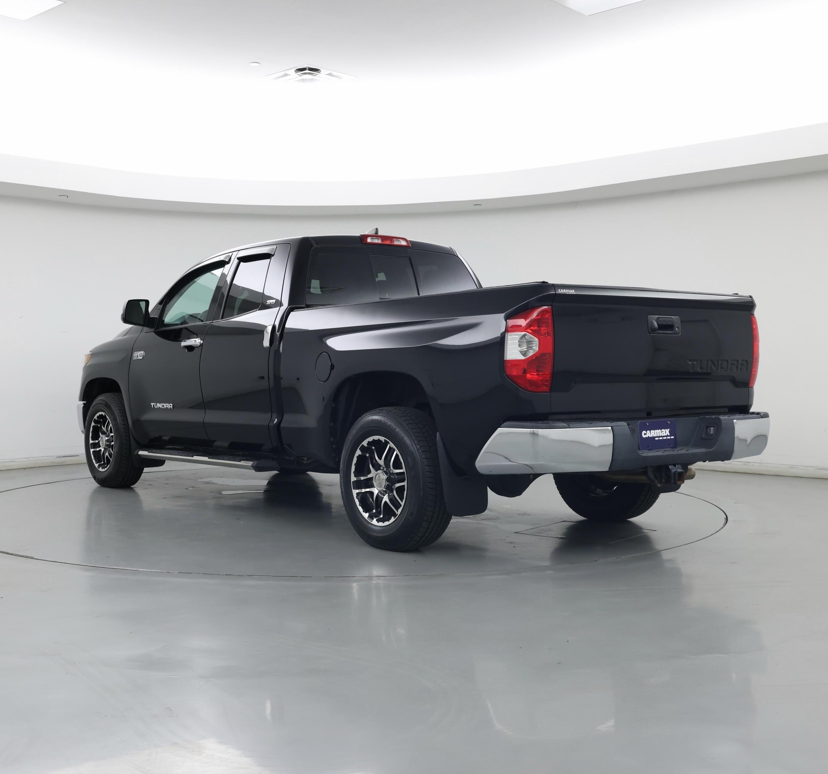 Thumbnail: 2020 Toyota Tundra - 2