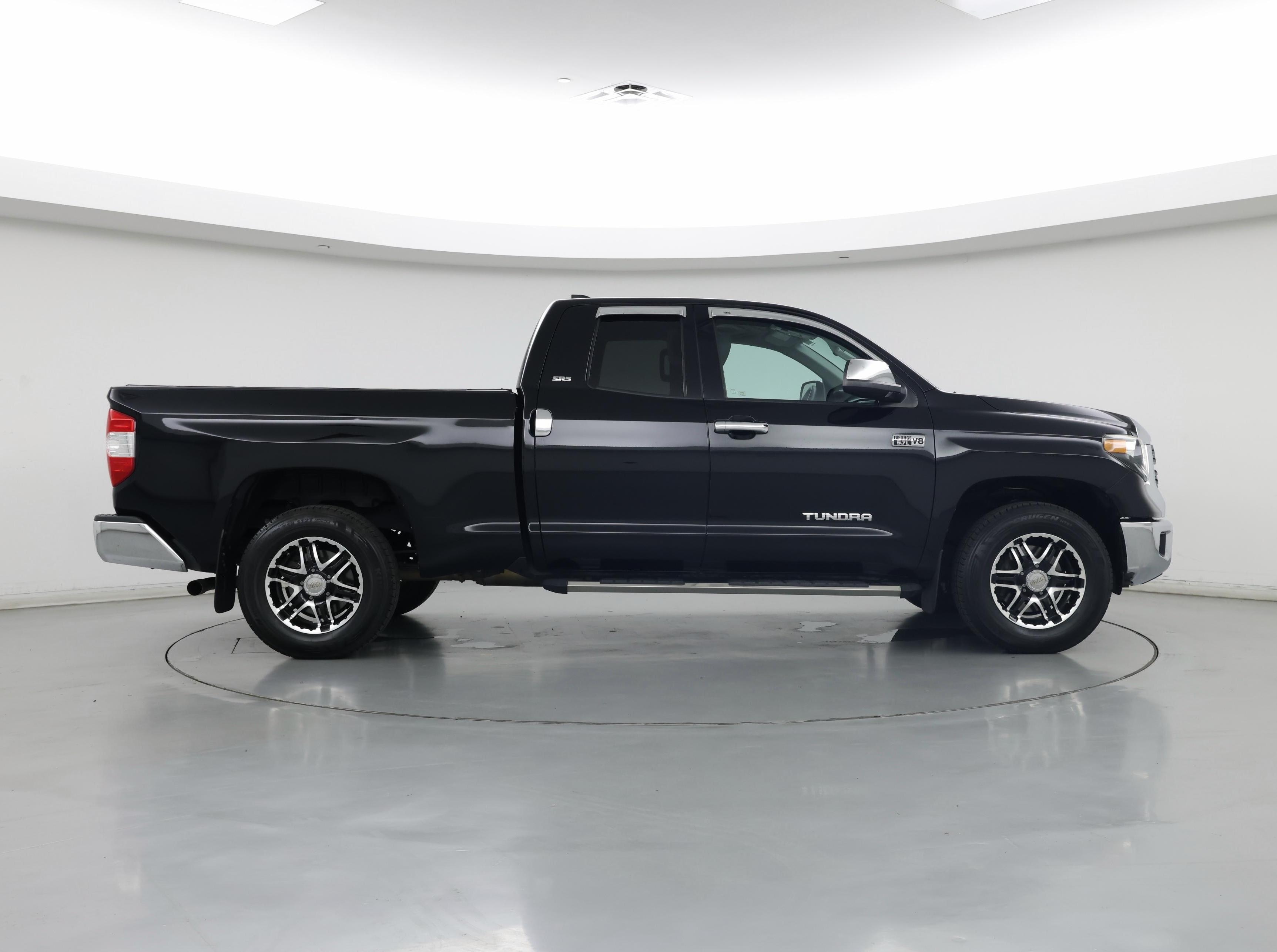 Thumbnail: 2020 Toyota Tundra - 7