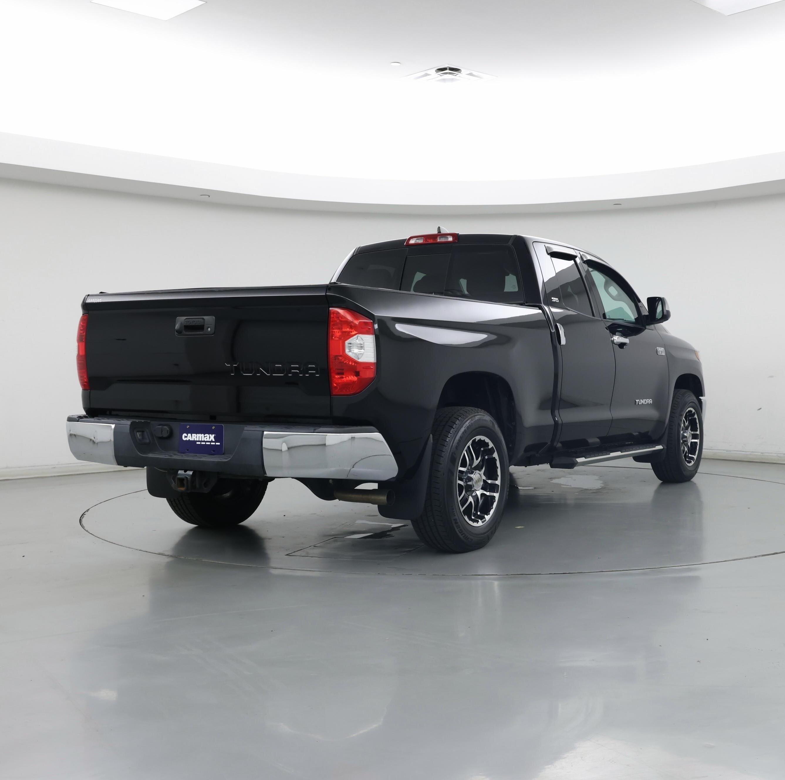 Thumbnail: 2020 Toyota Tundra - 8