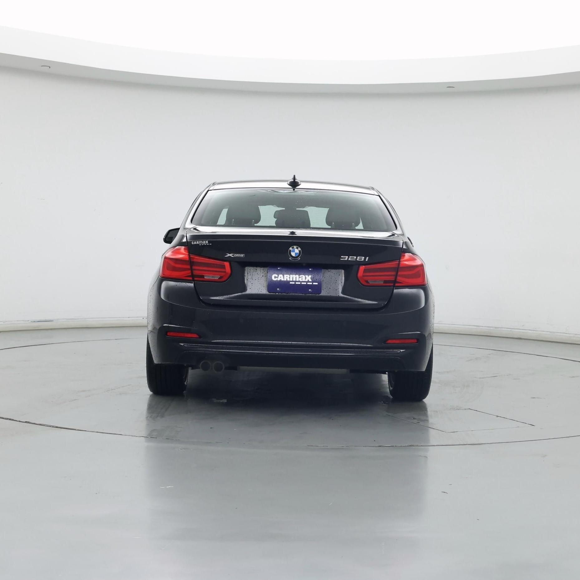 Thumbnail: 2016 BMW 3 Series - 6