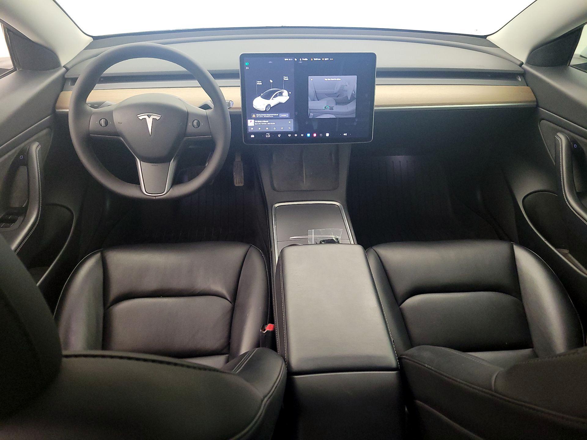 Thumbnail: 2021 Tesla Model 3 - 9