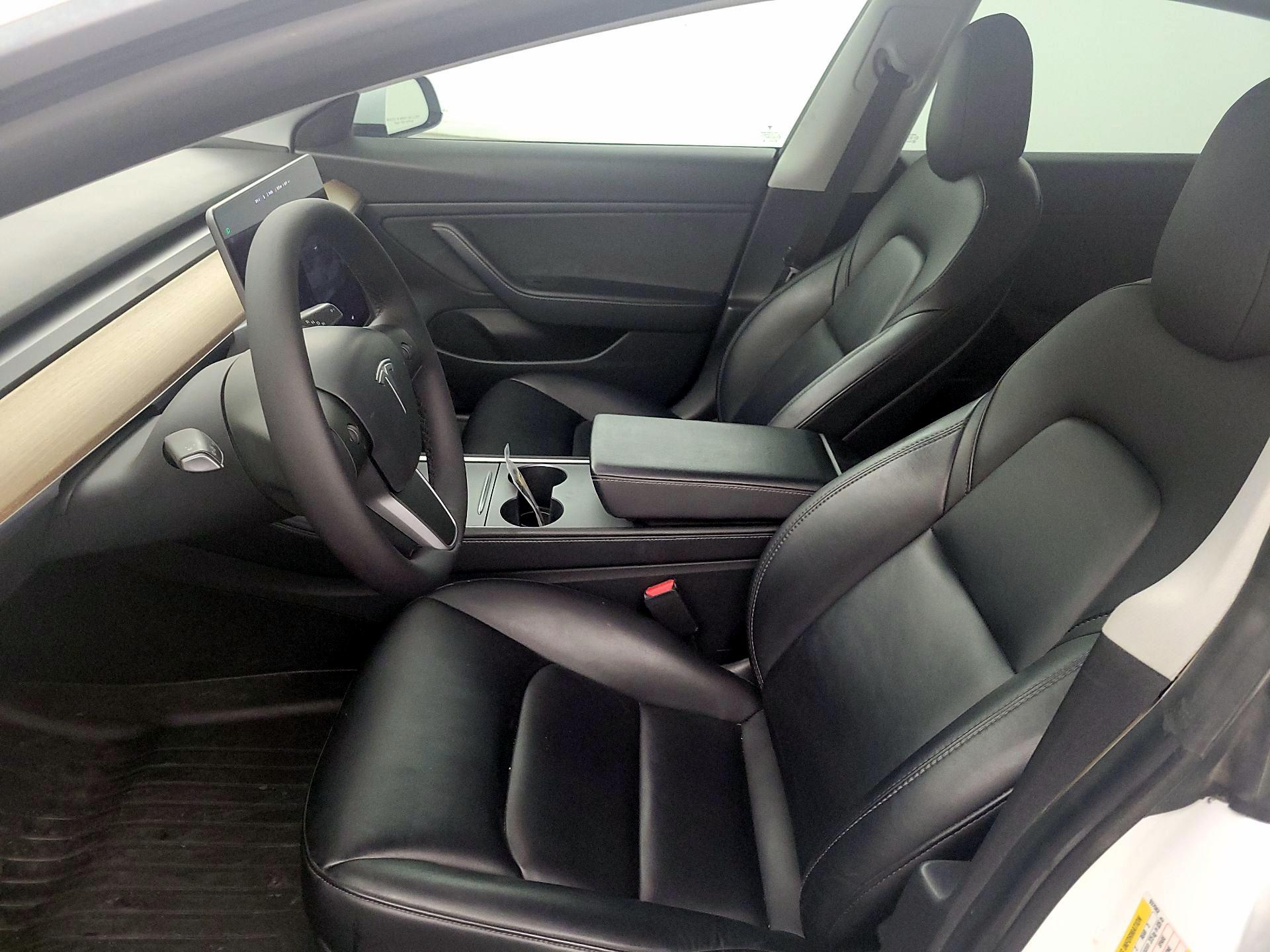 Thumbnail: 2021 Tesla Model 3 - 11