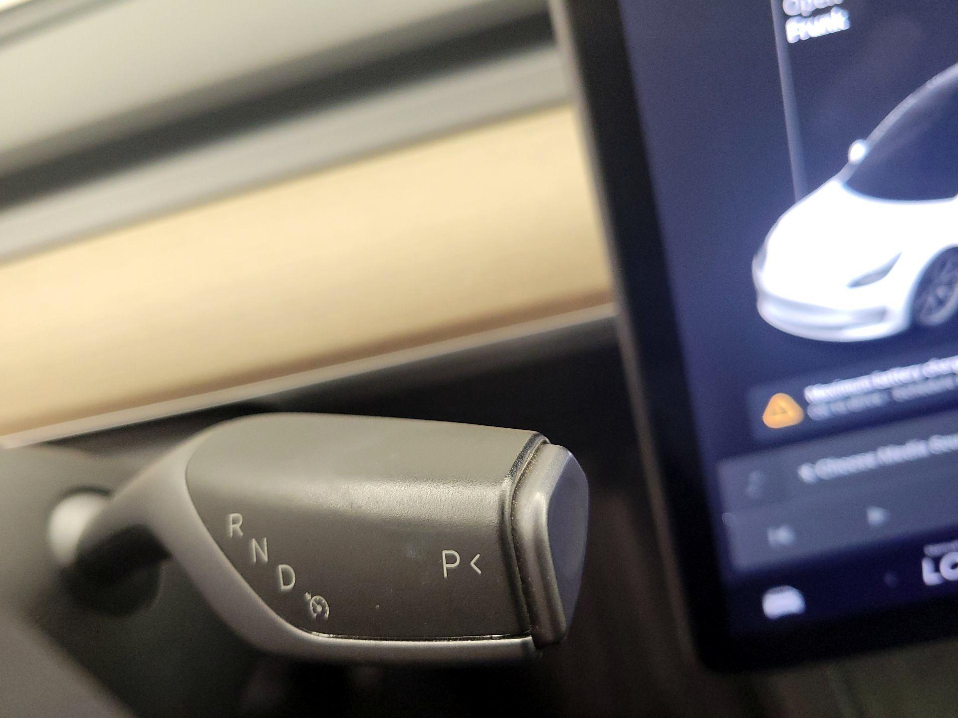 Thumbnail: 2021 Tesla Model 3 - 17