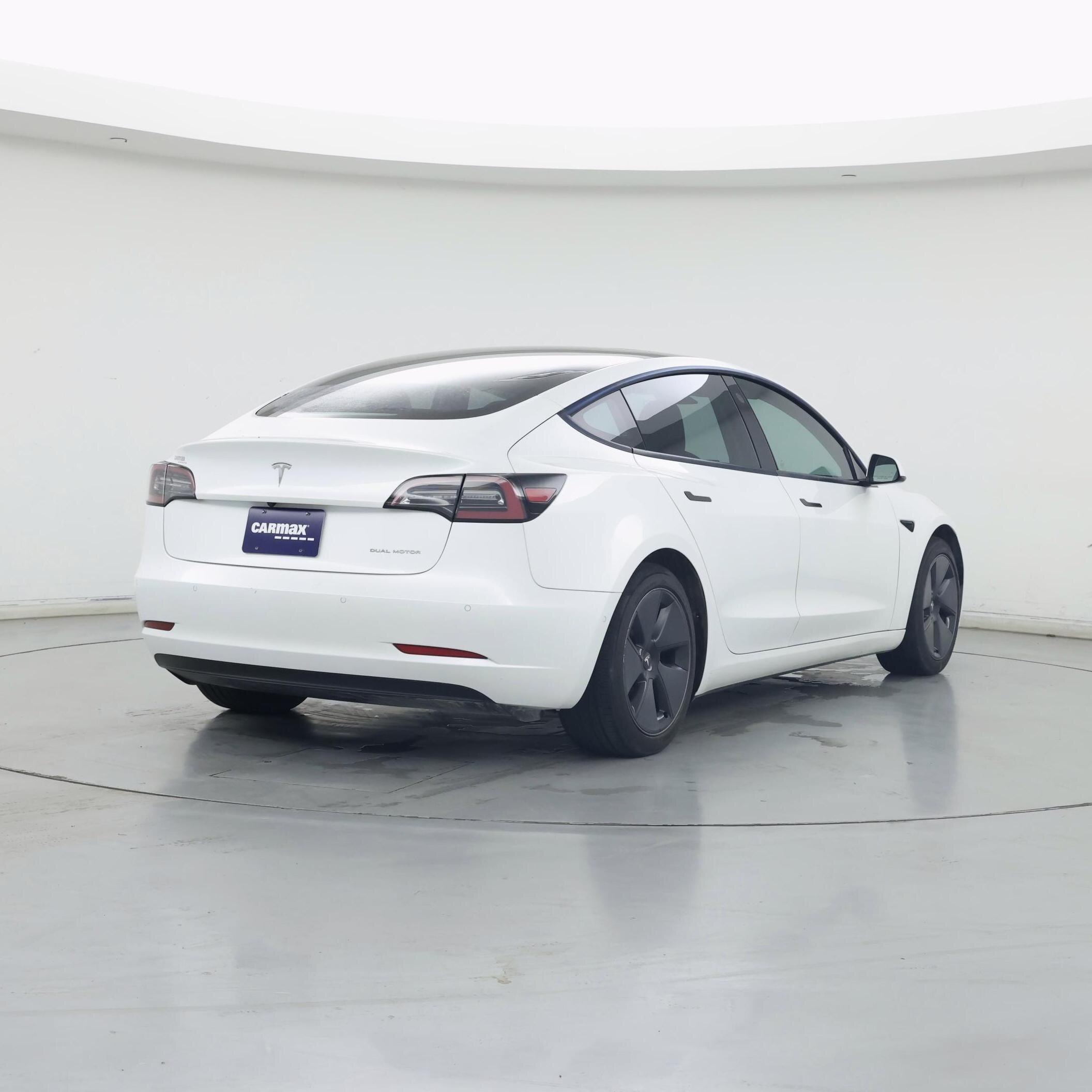 Thumbnail: 2021 Tesla Model 3 - 8