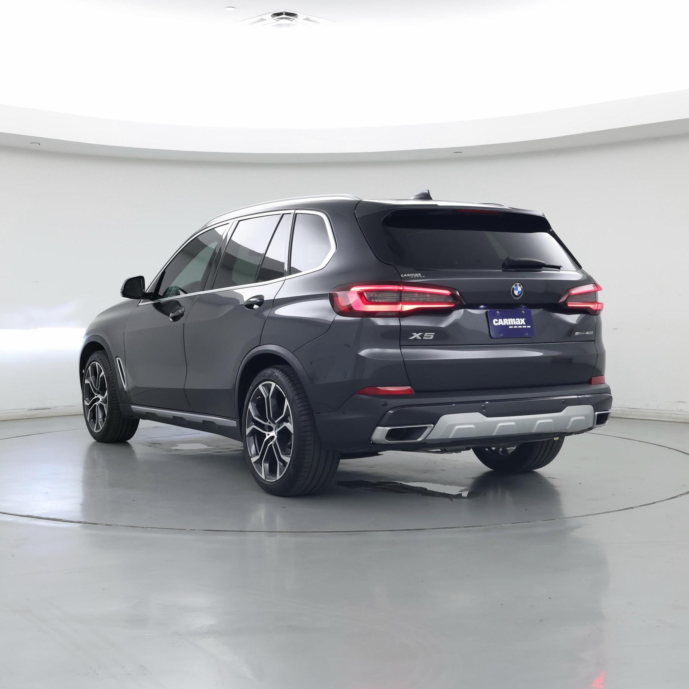 Thumbnail: 2022 BMW X5 - 2
