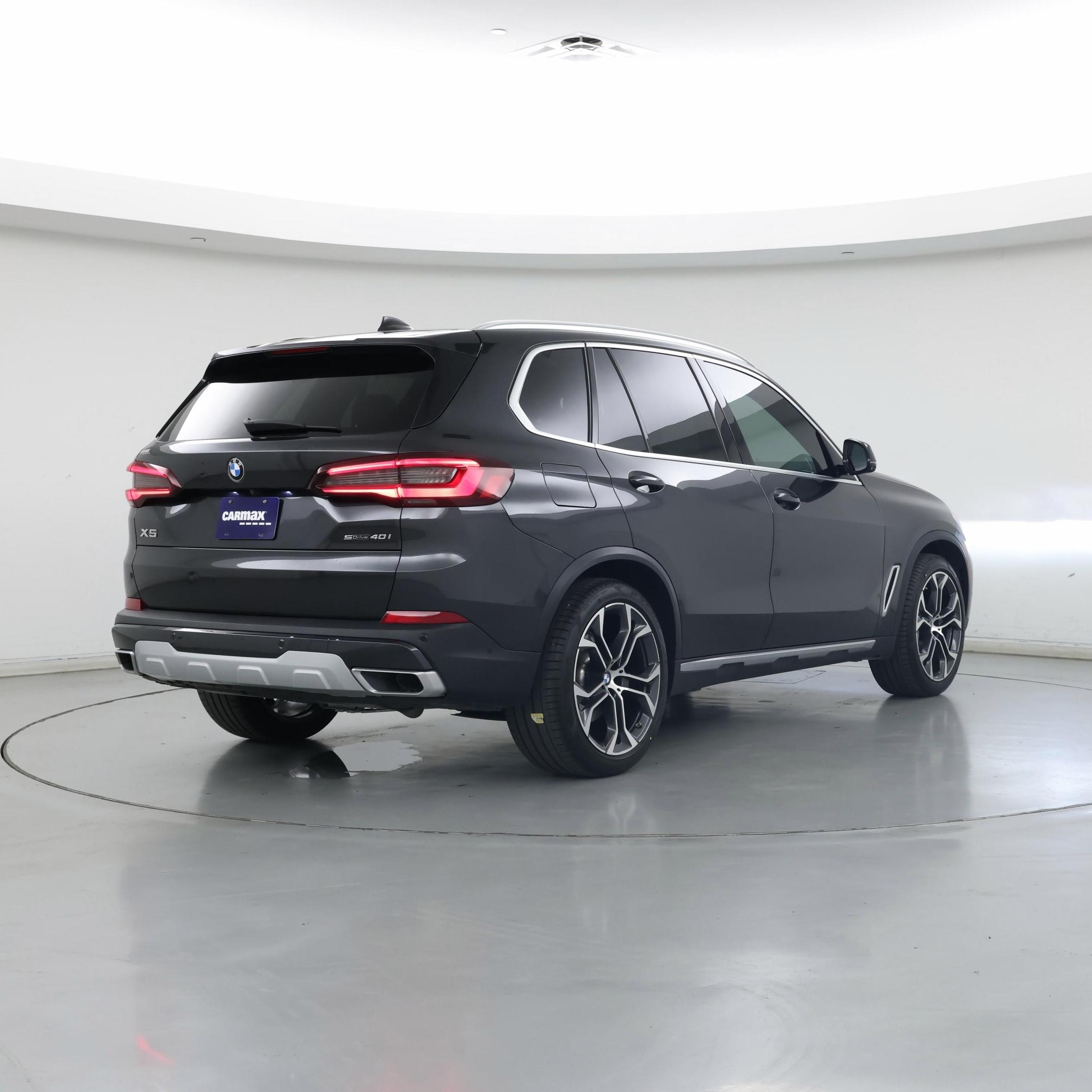 Thumbnail: 2022 BMW X5 - 8