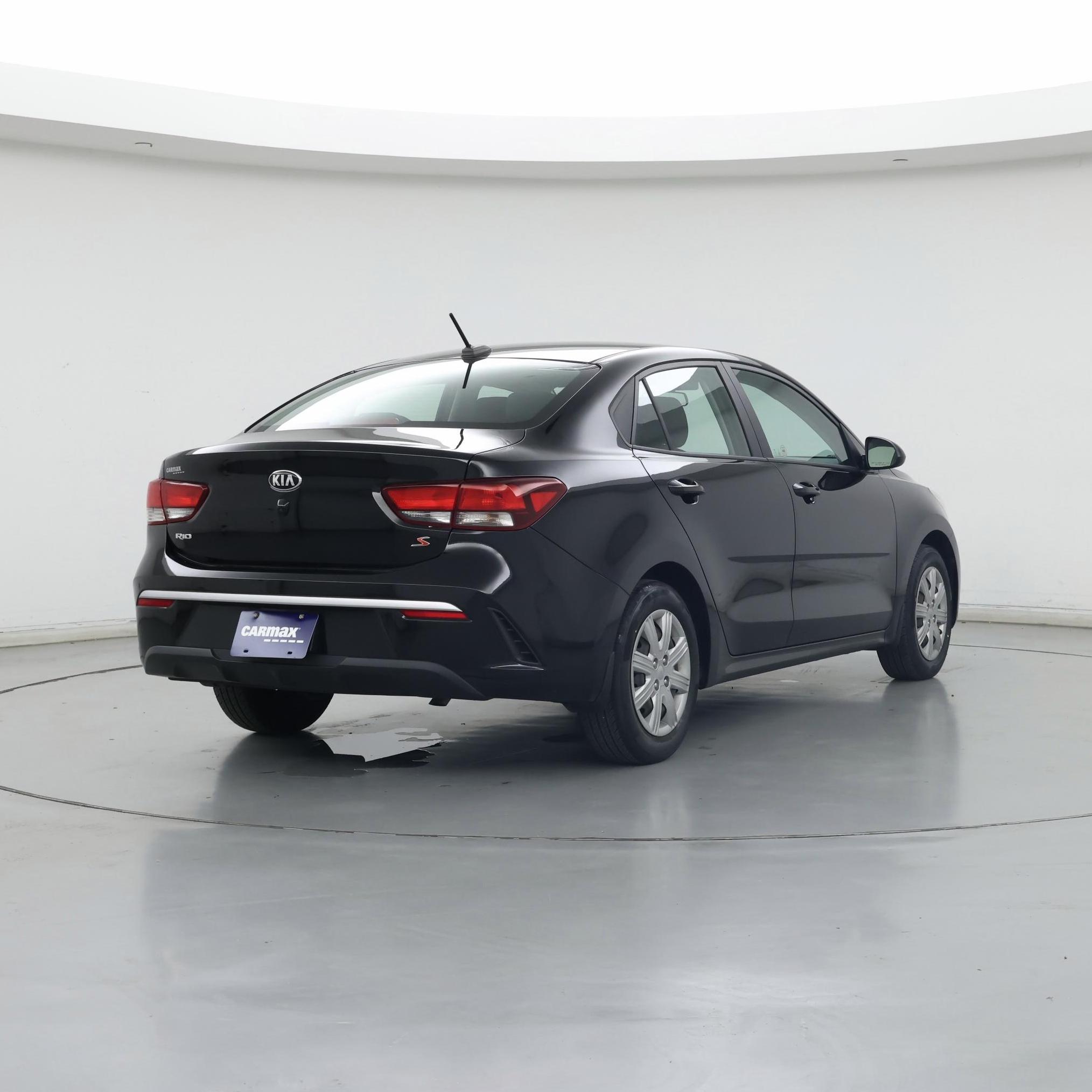 Thumbnail: 2021 Kia Rio - 8