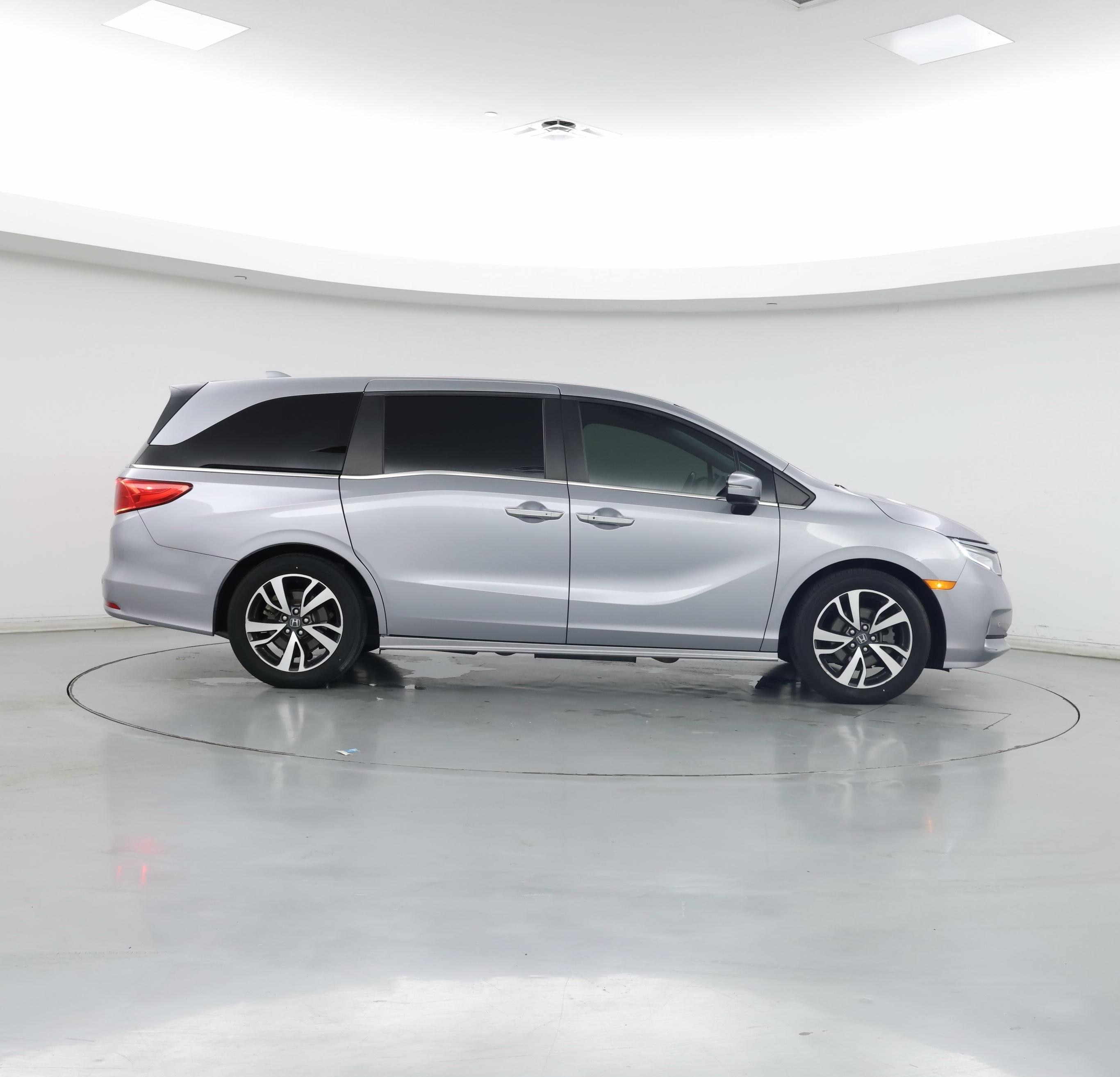 Thumbnail: 2022 Honda Odyssey - 7