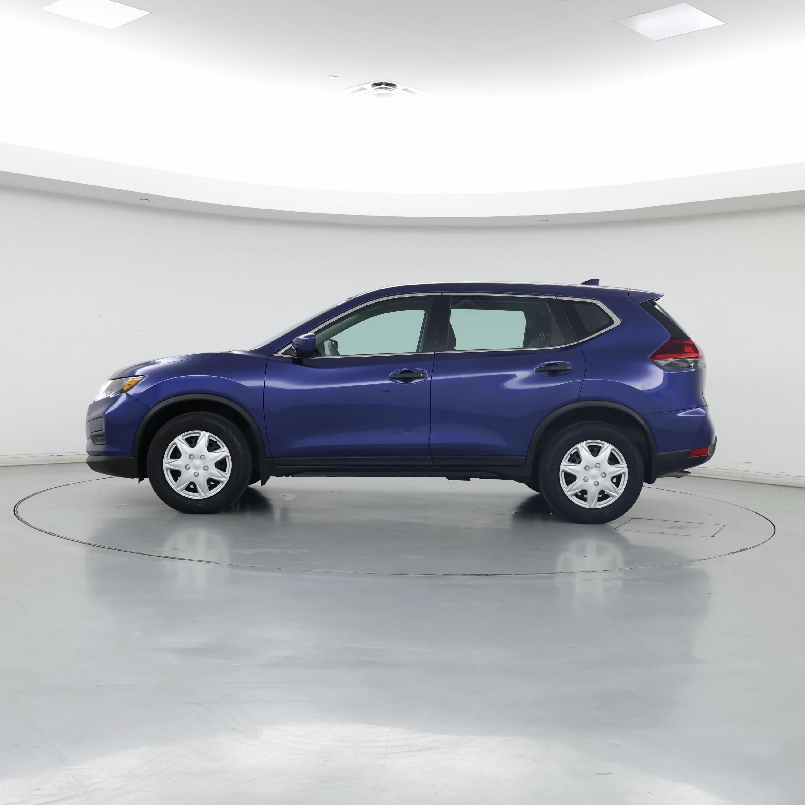 Thumbnail: 2020 Nissan Rogue - 3