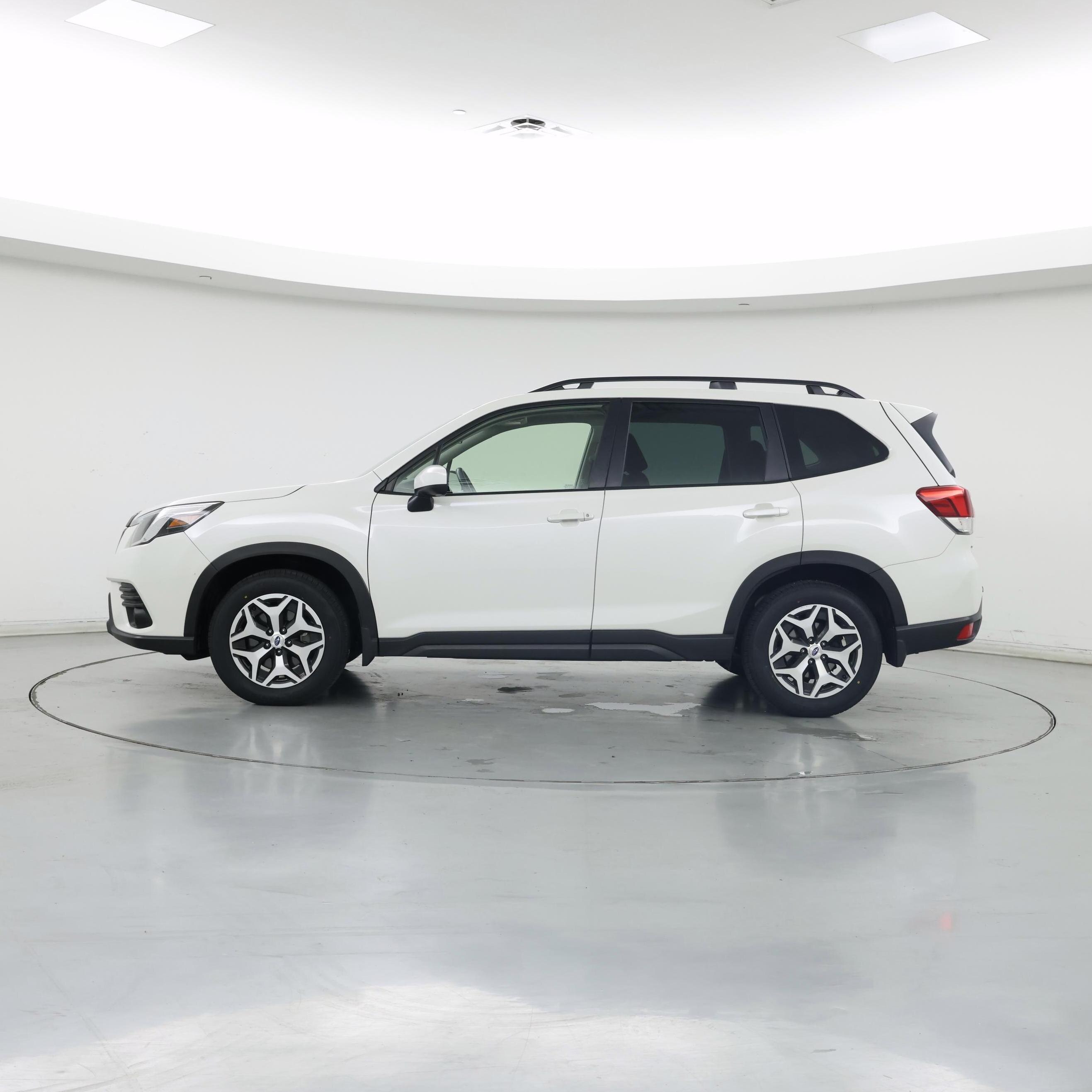 Thumbnail: 2023 Subaru Forester - 3