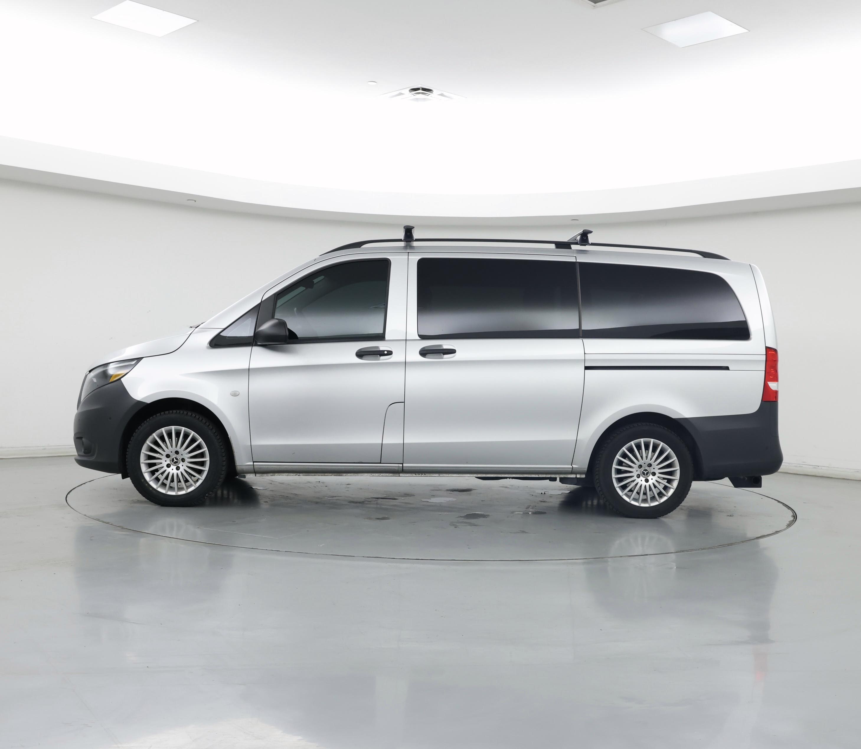 Thumbnail: 2020 Mercedes-Benz Metris - 3